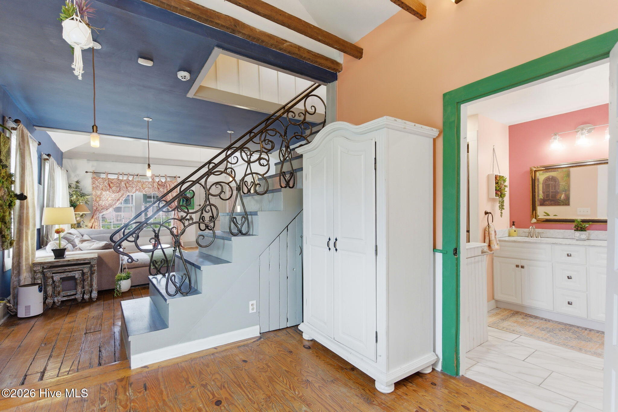 502 S 7th Street
