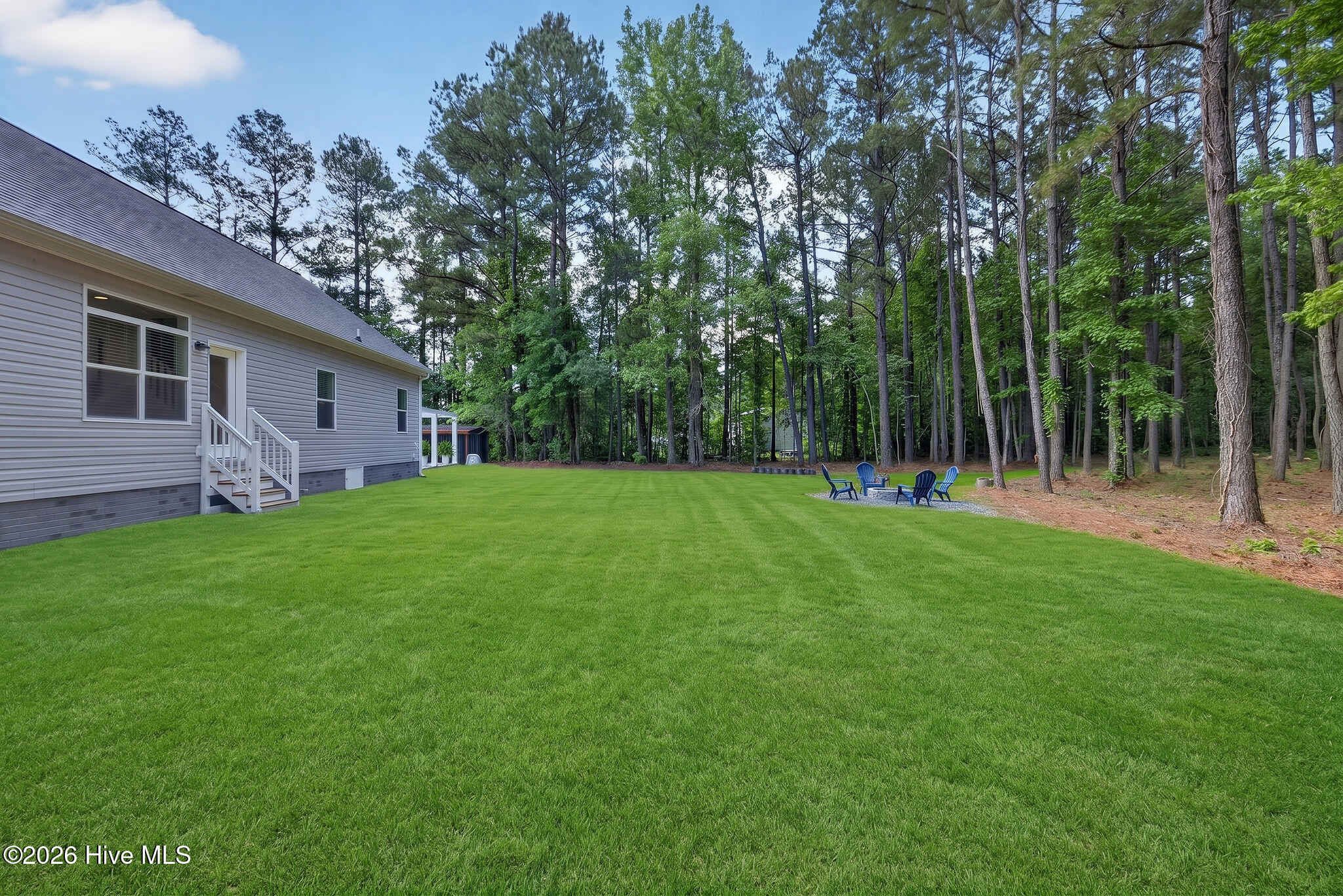 451 Governors Road SE