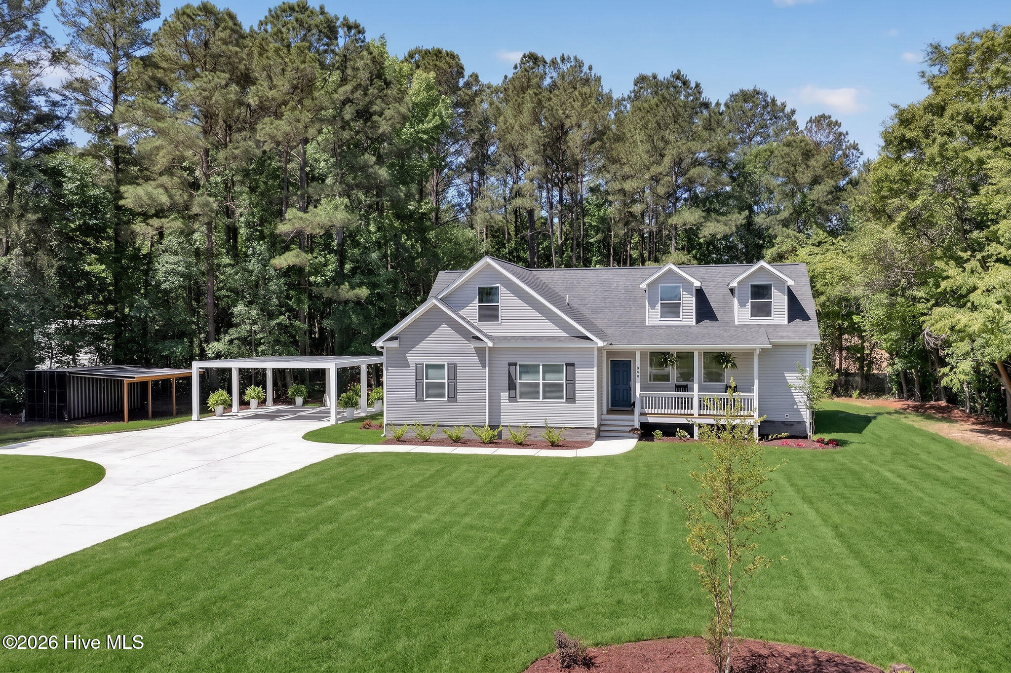 451 Governors Road SE