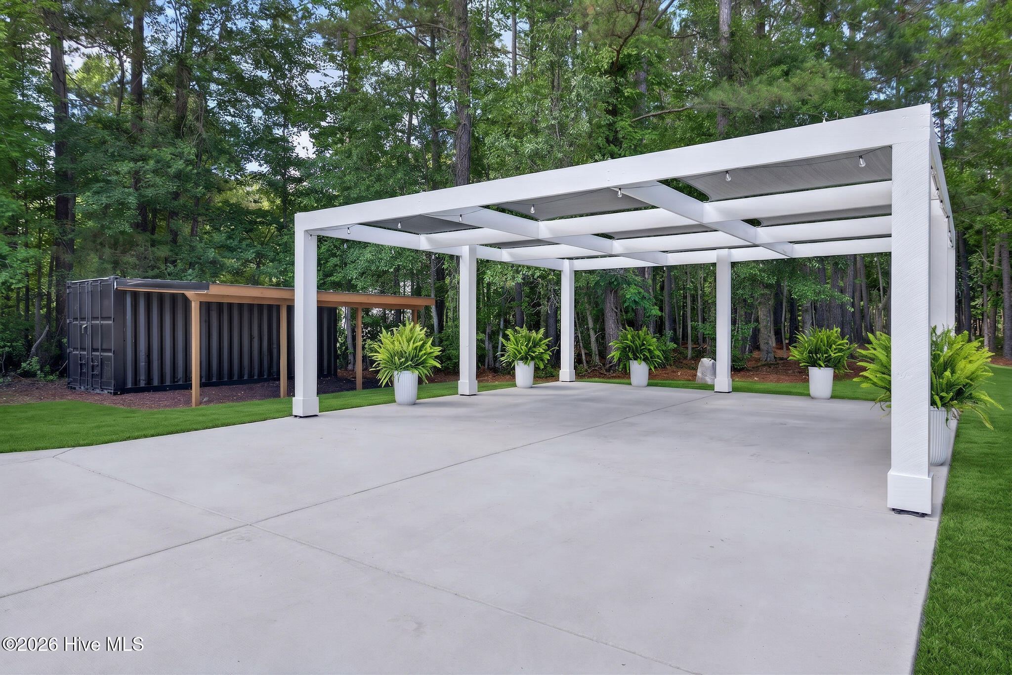 451 Governors Road SE