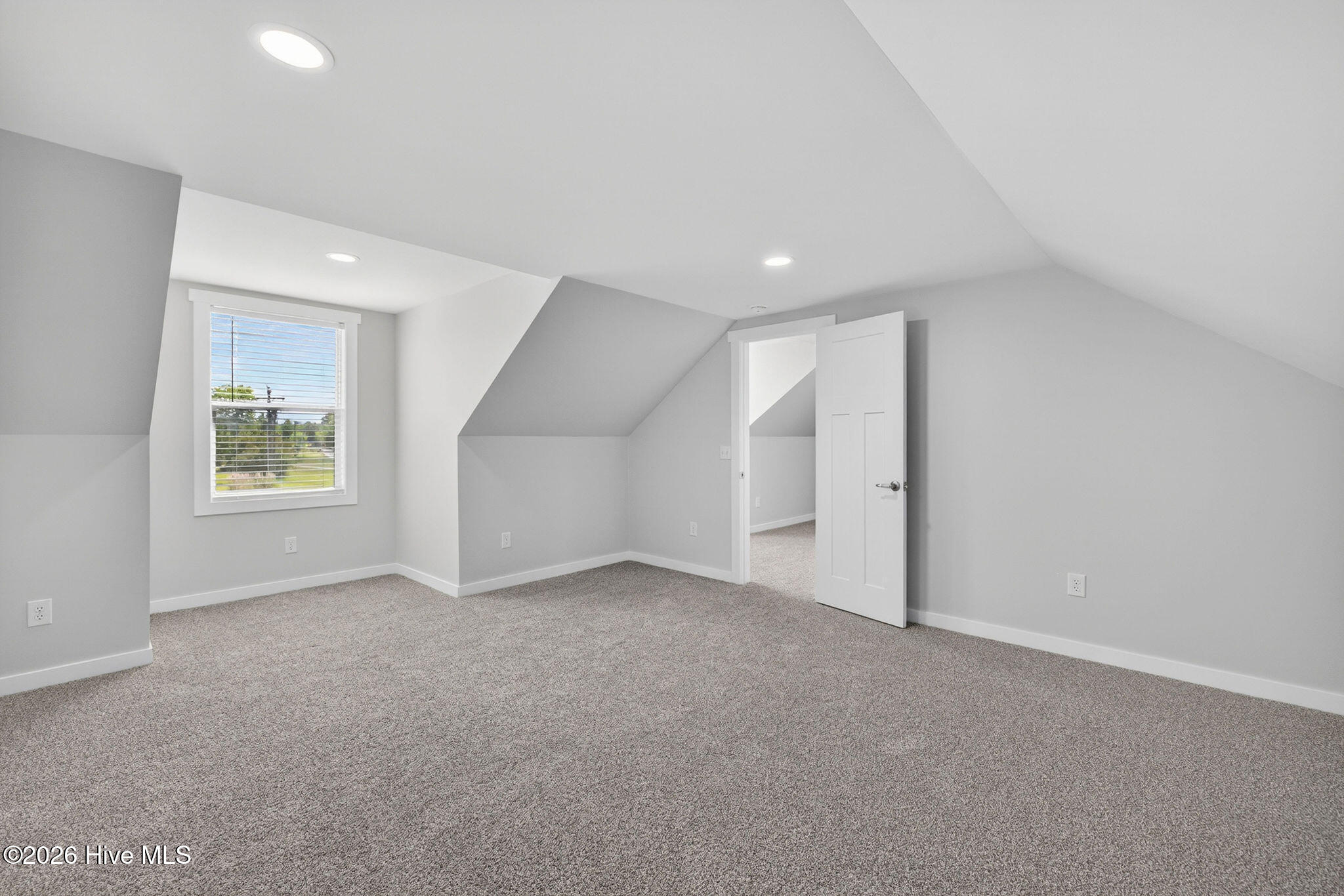 451 Governors Road SE