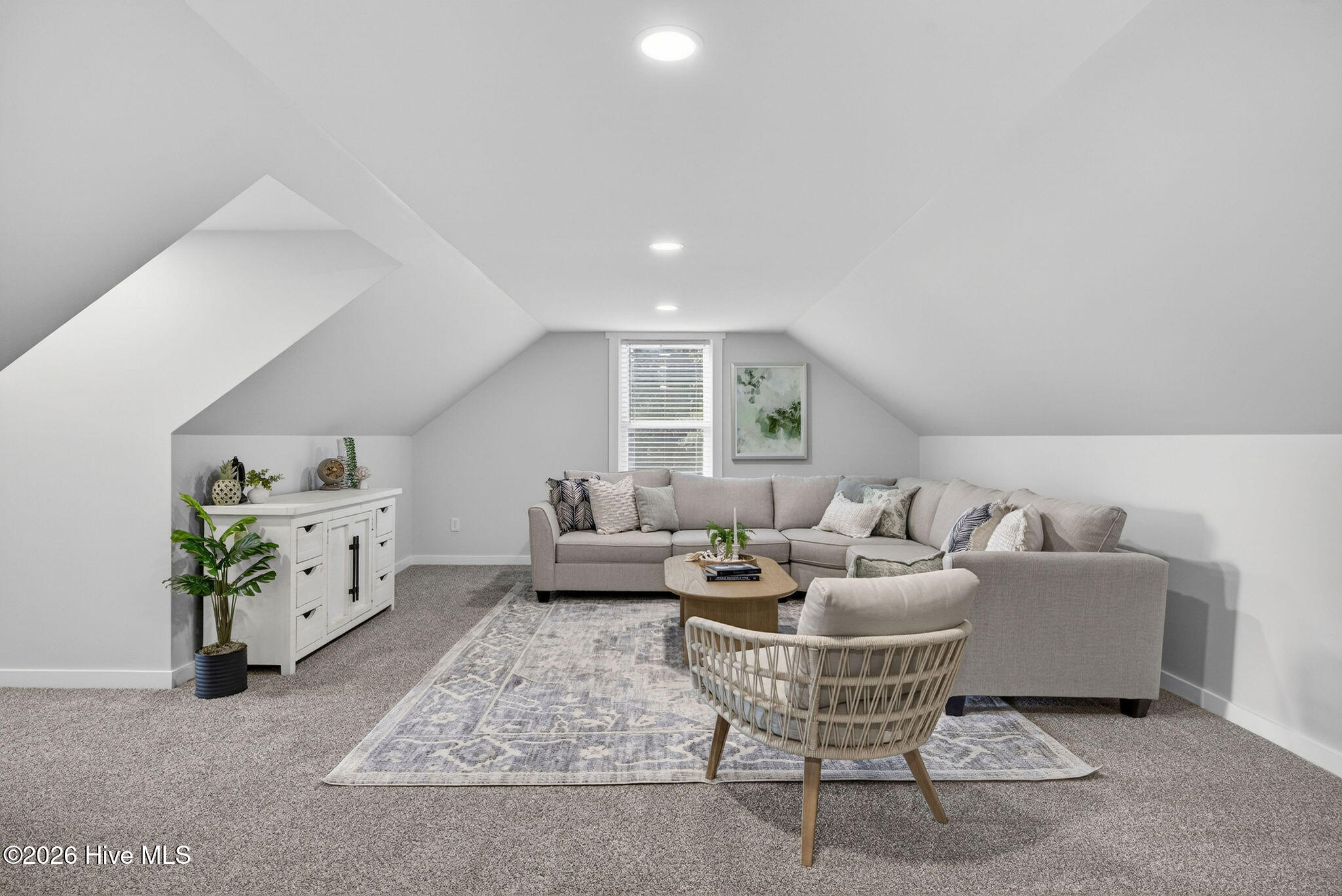 451 Governors Road SE