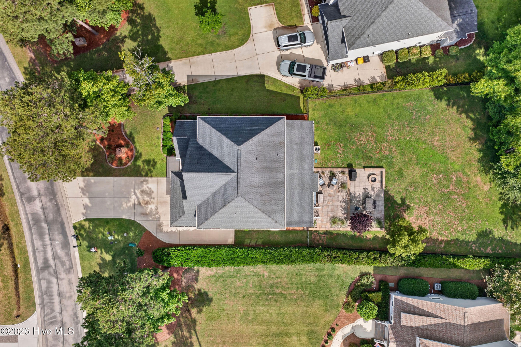 1047 Grandview Drive