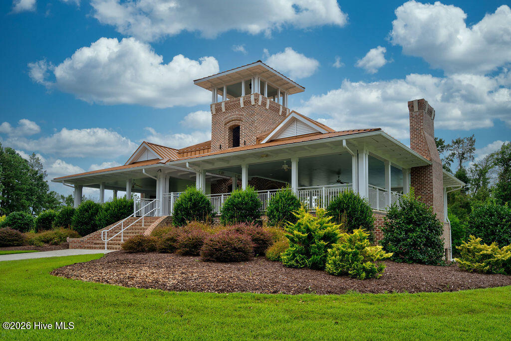 1047 Grandview Drive