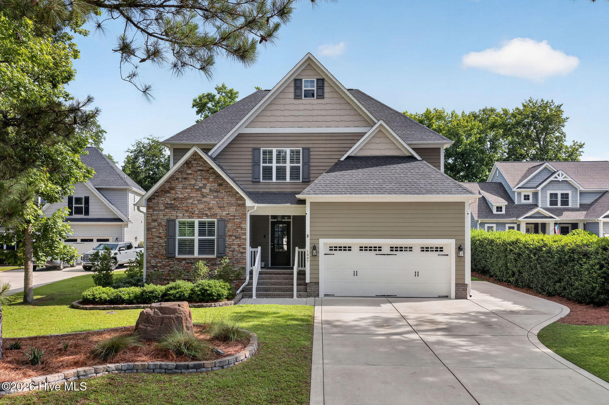 1047 Grandview Drive