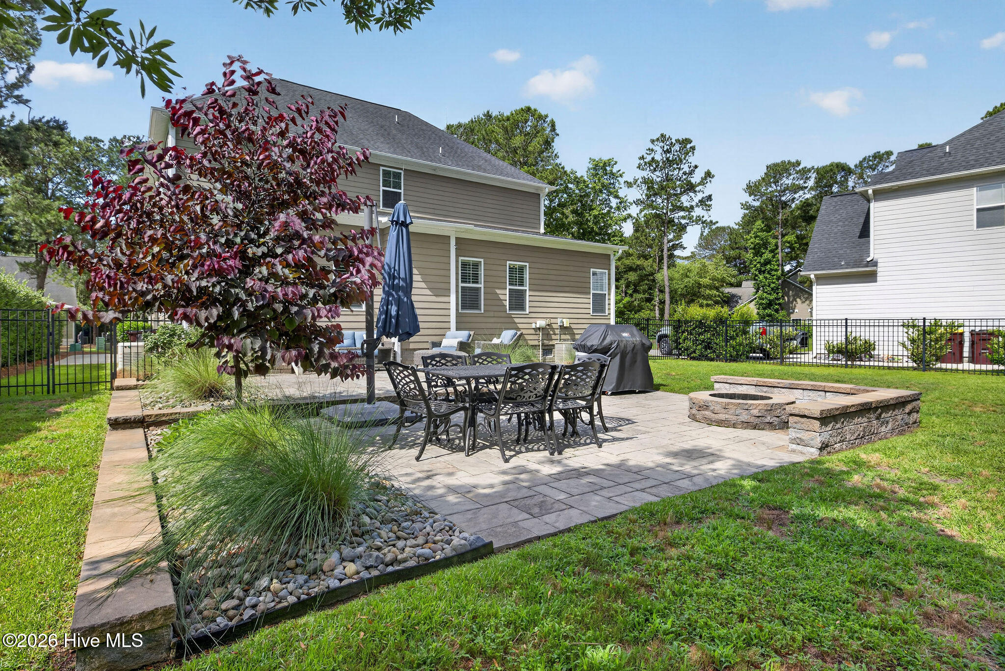 1047 Grandview Drive