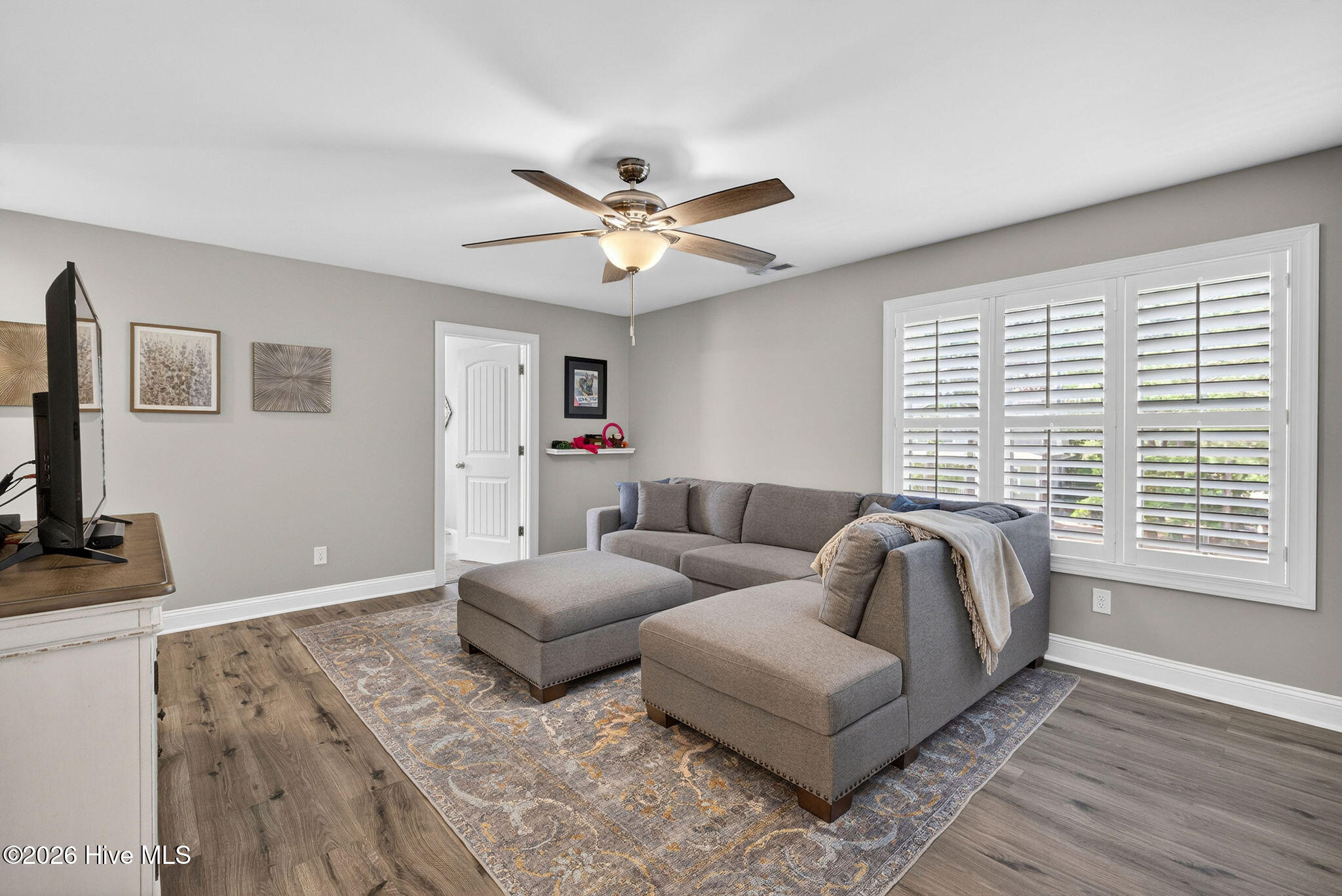 1047 Grandview Drive