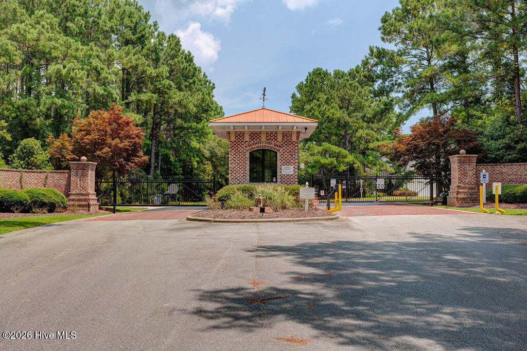 1047 Grandview Drive