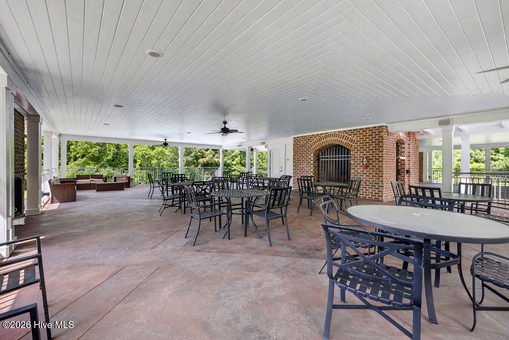1047 Grandview Drive