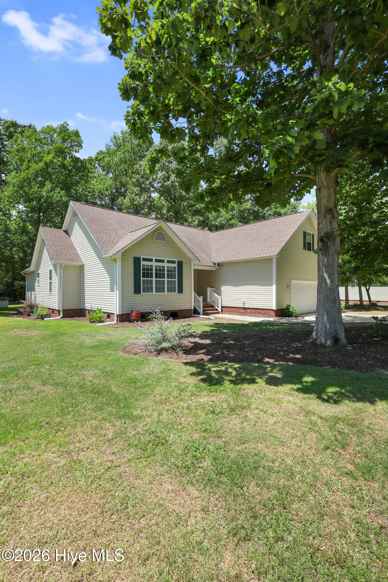 215 Oakmont Drive