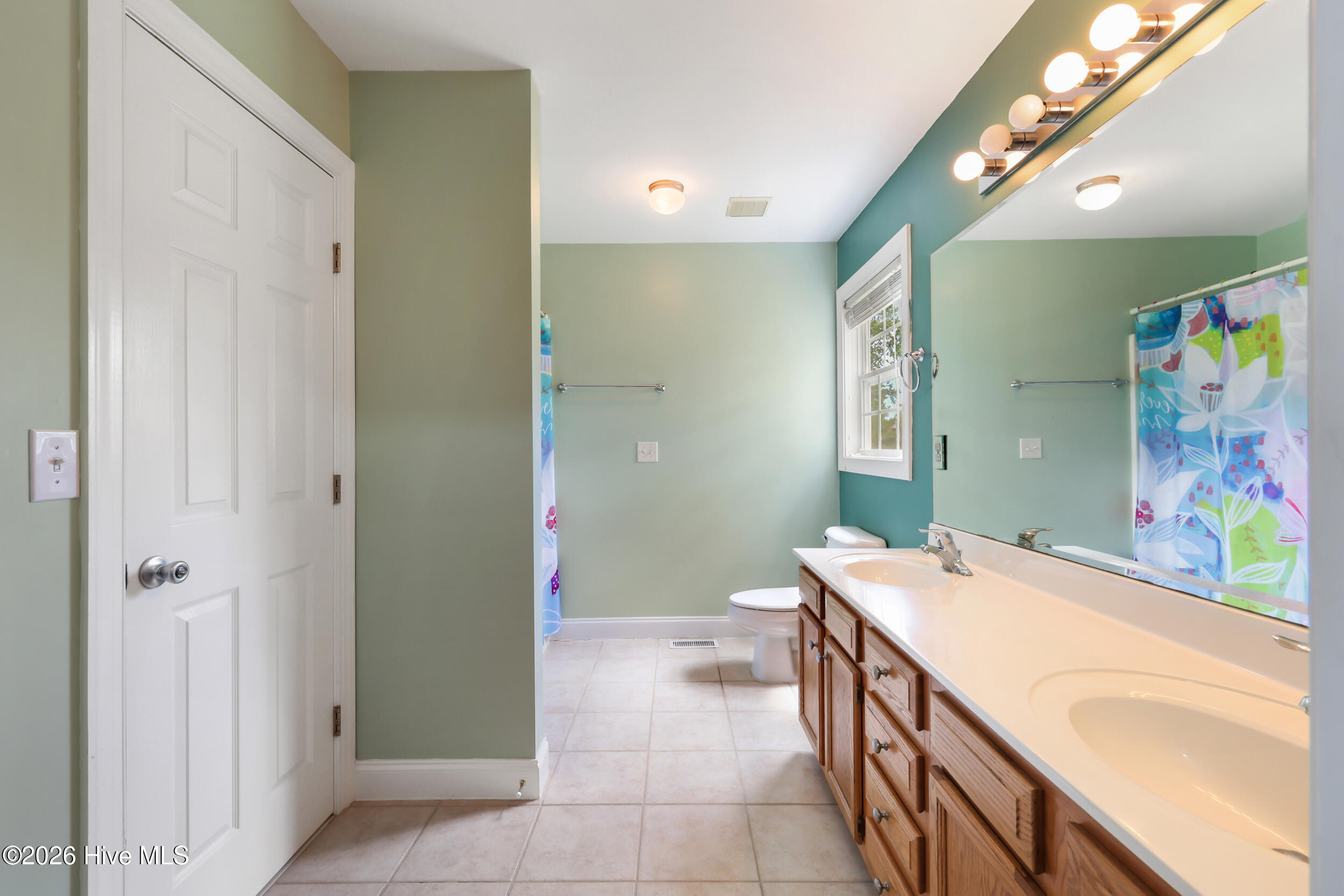 215 Oakmont Drive