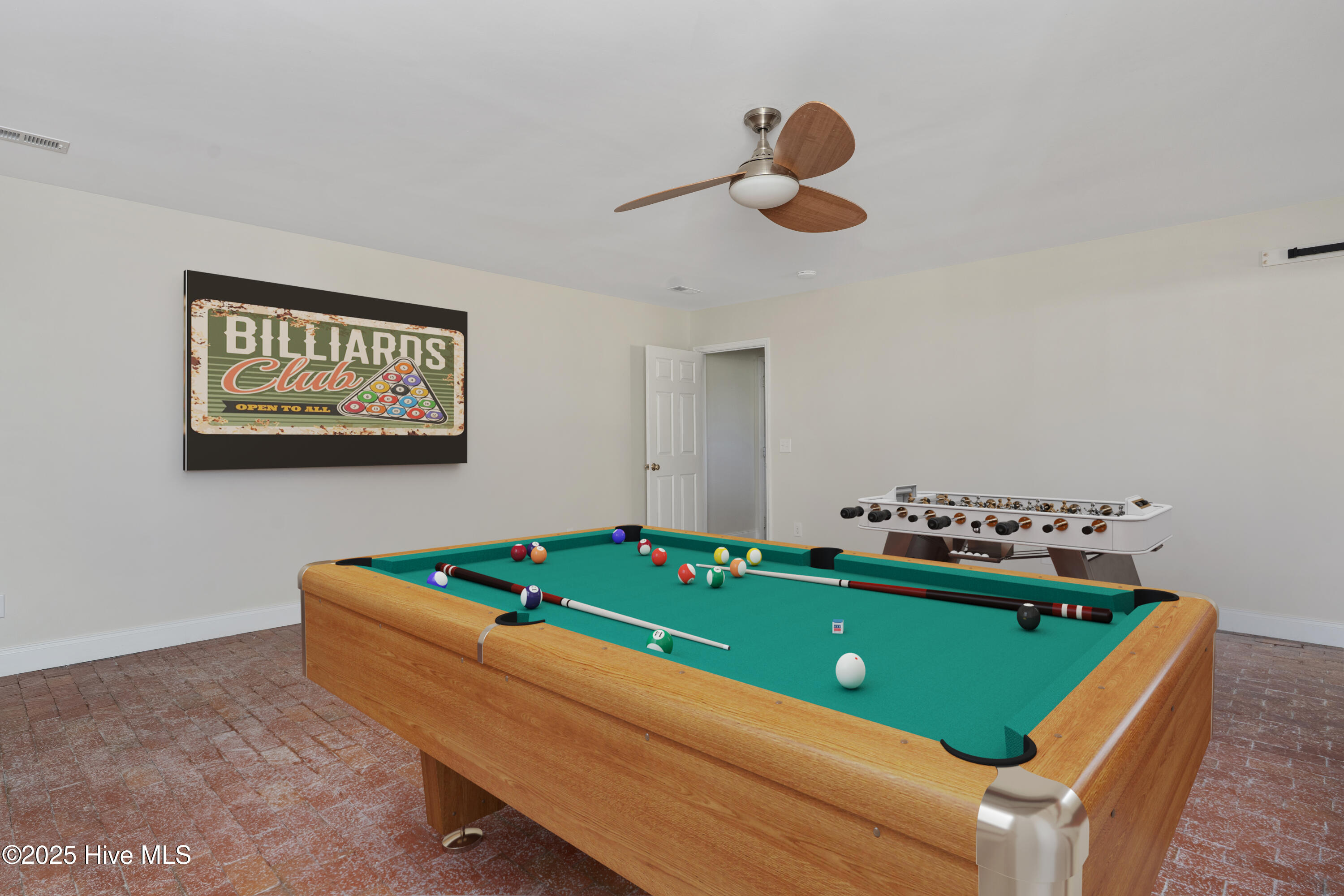 106 Dolphin Drive