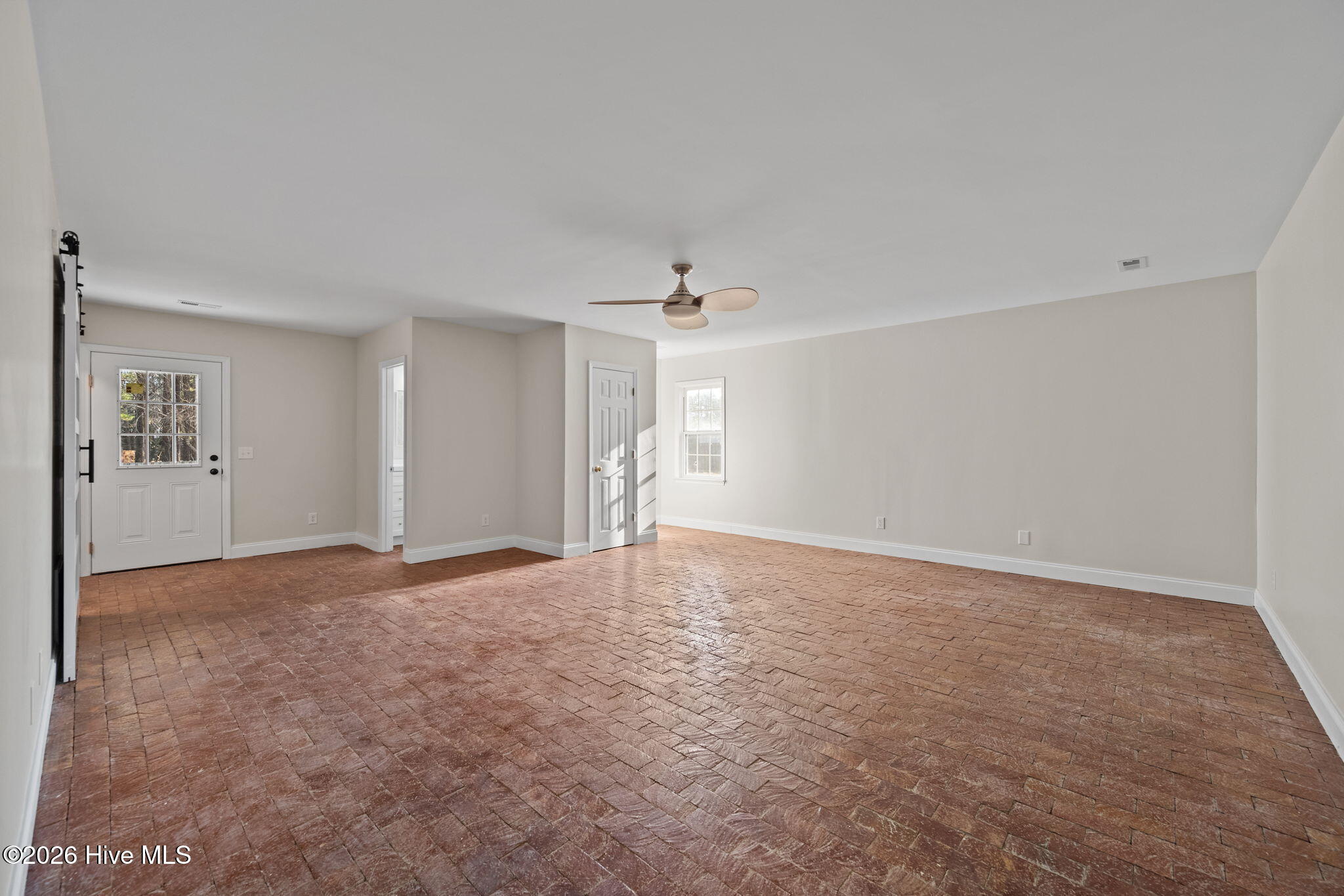 106 Dolphin Drive
