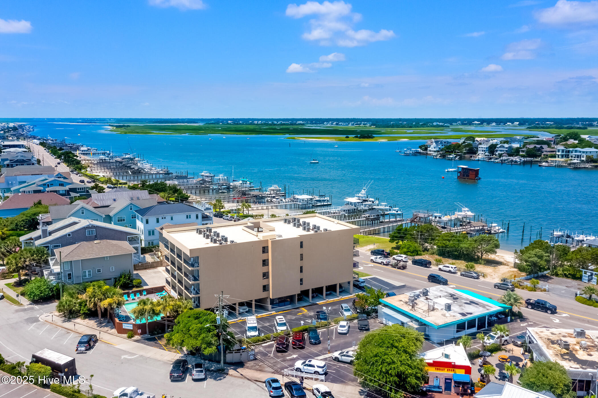 104 S Lumina Avenue Unit 103