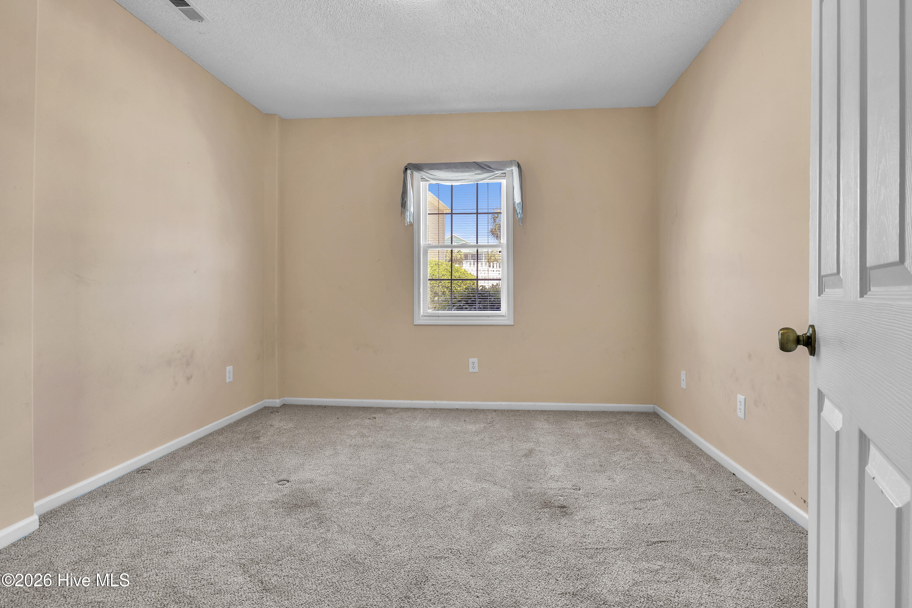 453 Fort Fisher Boulevard N