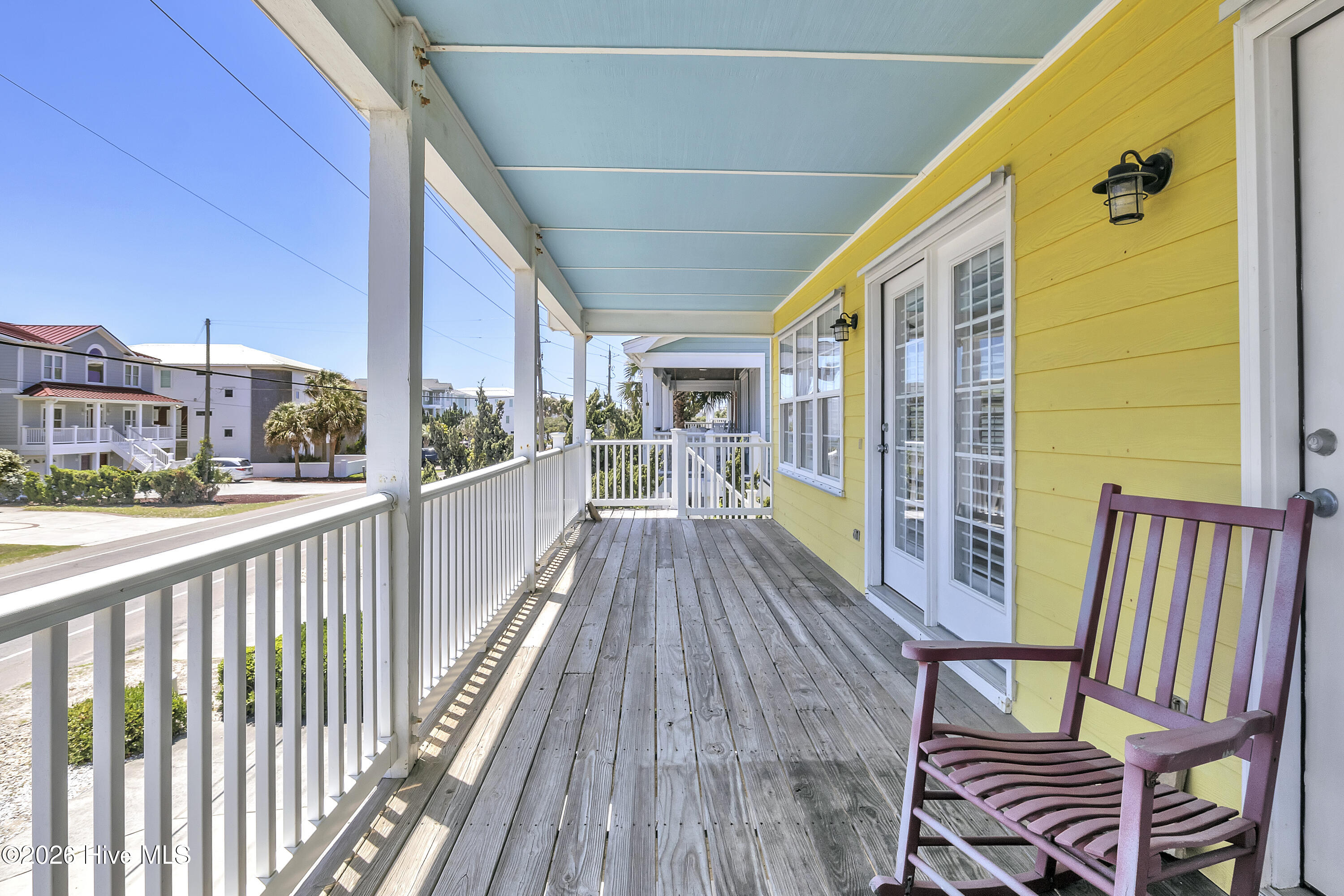 453 Fort Fisher Boulevard N