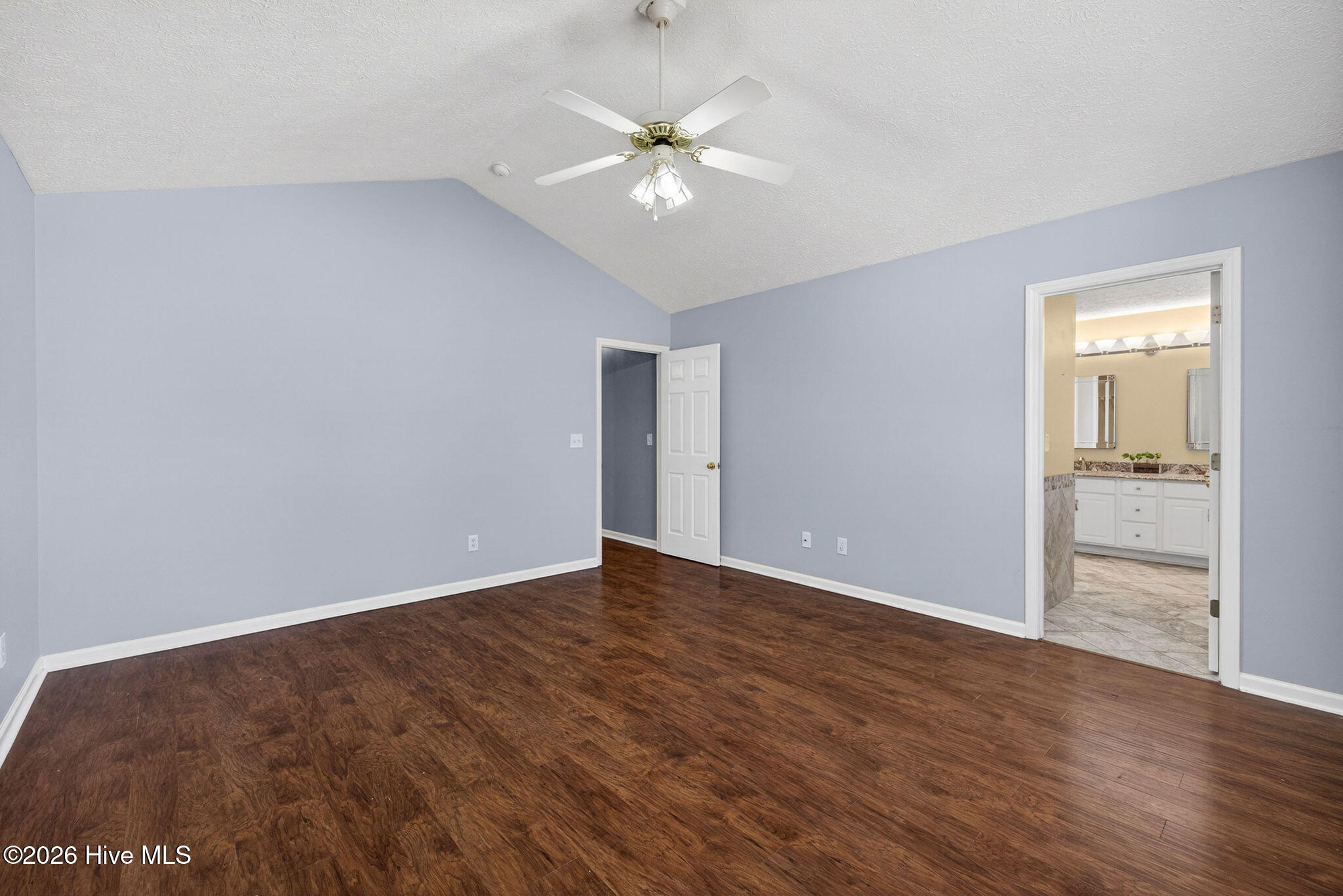 2800 White Road