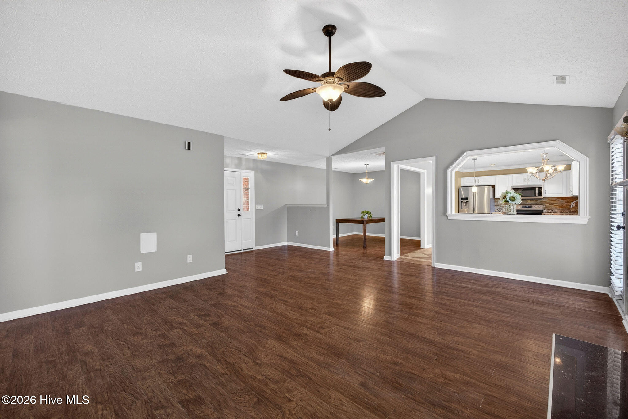 2800 White Road