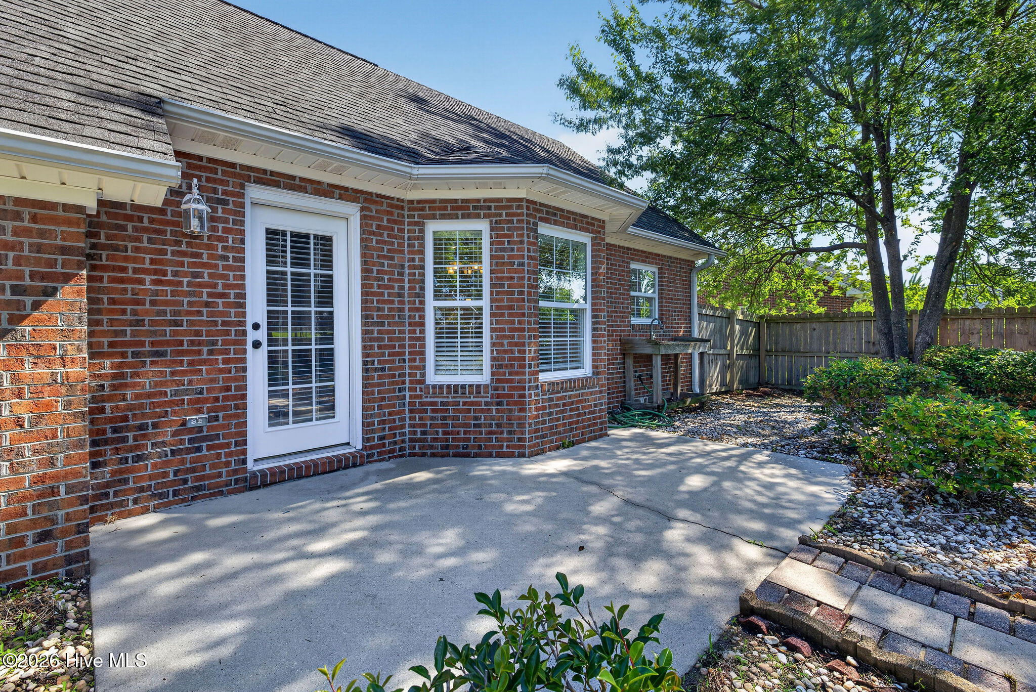 2800 White Road