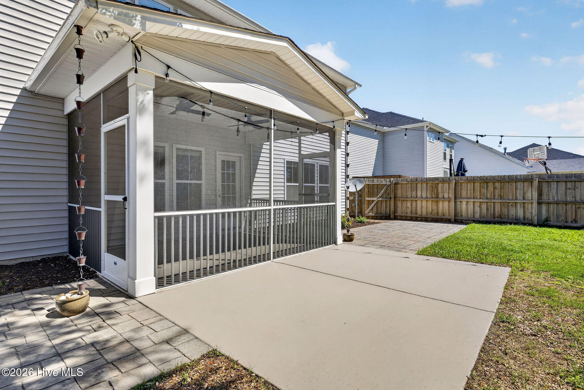 52 Violetear Ridge