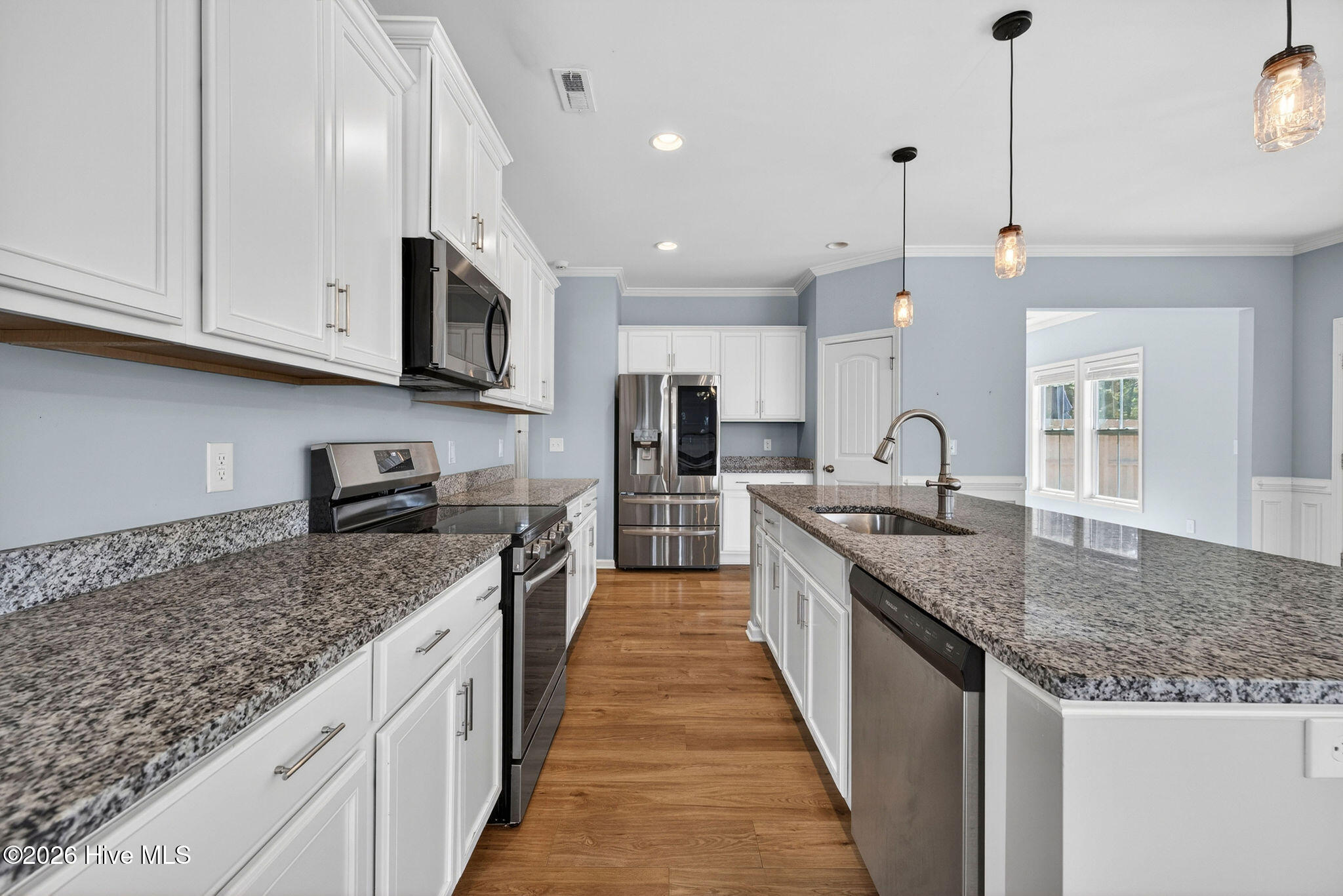 52 Violetear Ridge