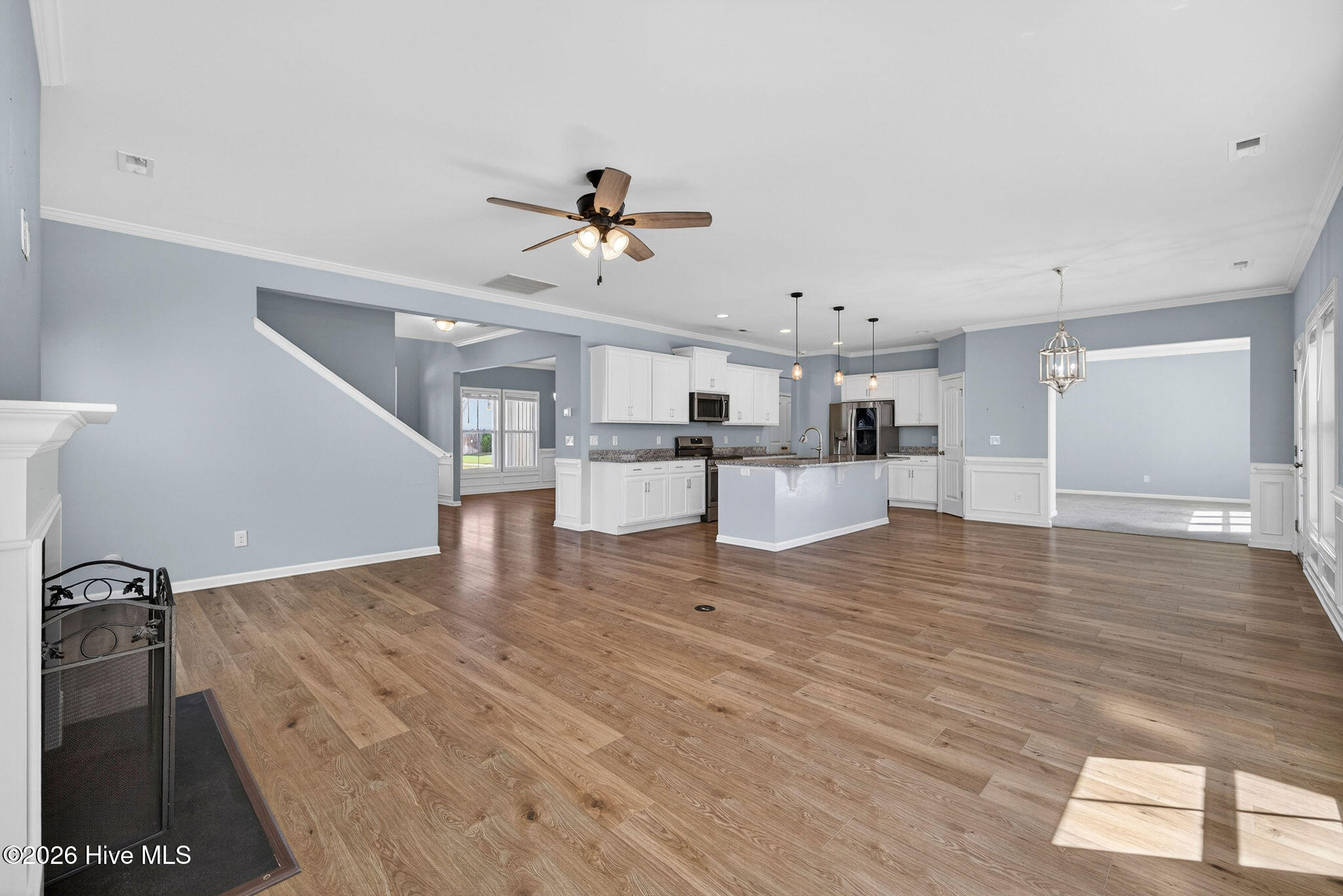 52 Violetear Ridge