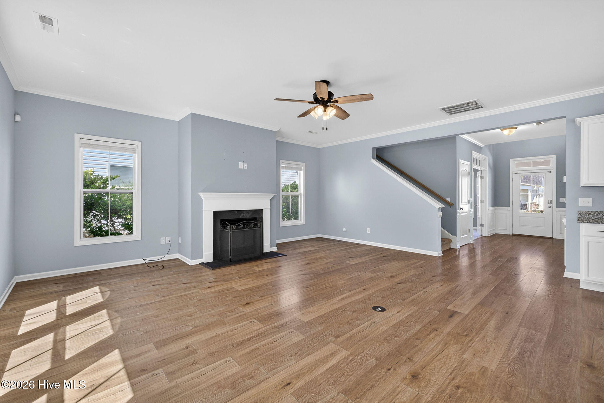 52 Violetear Ridge