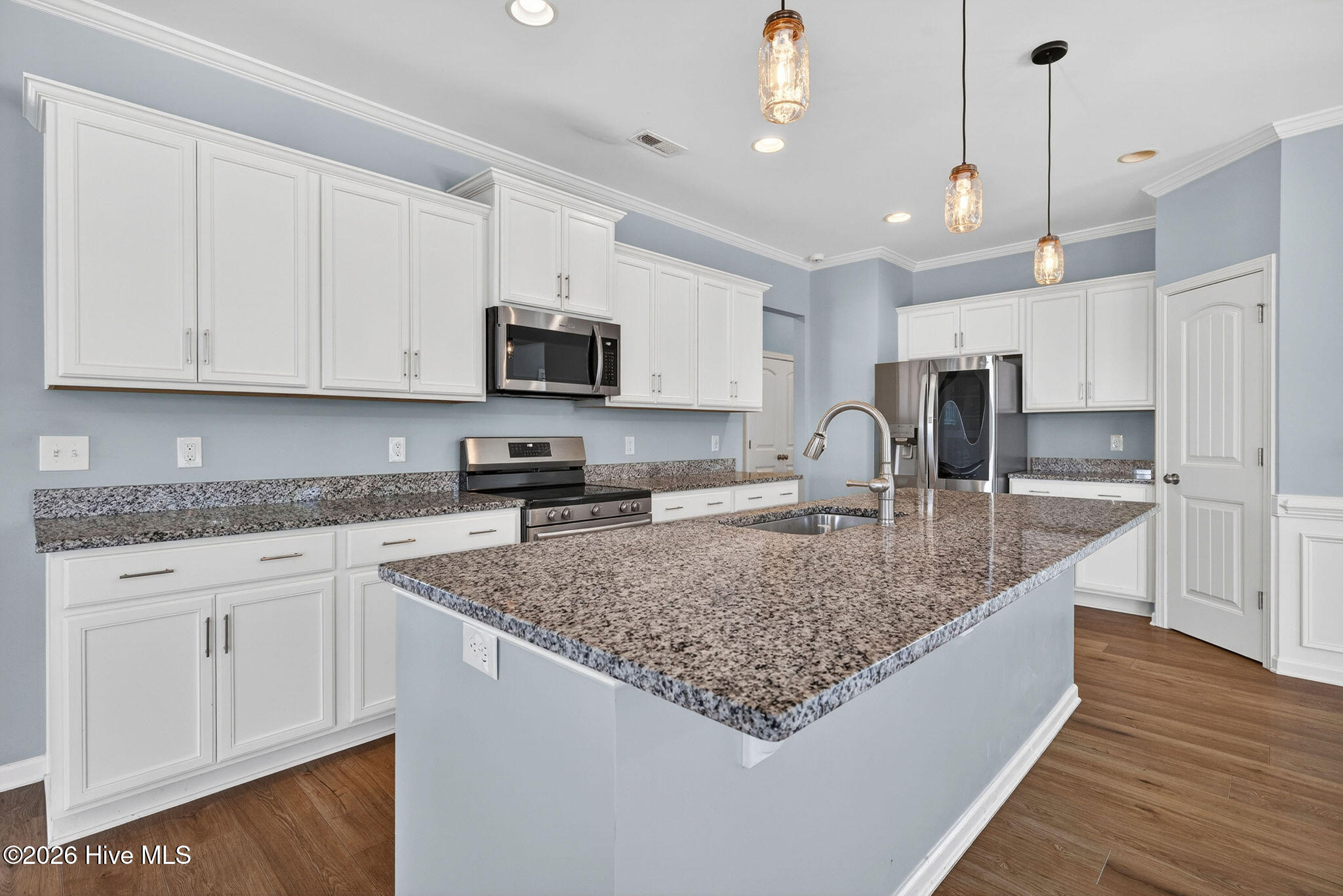 52 Violetear Ridge