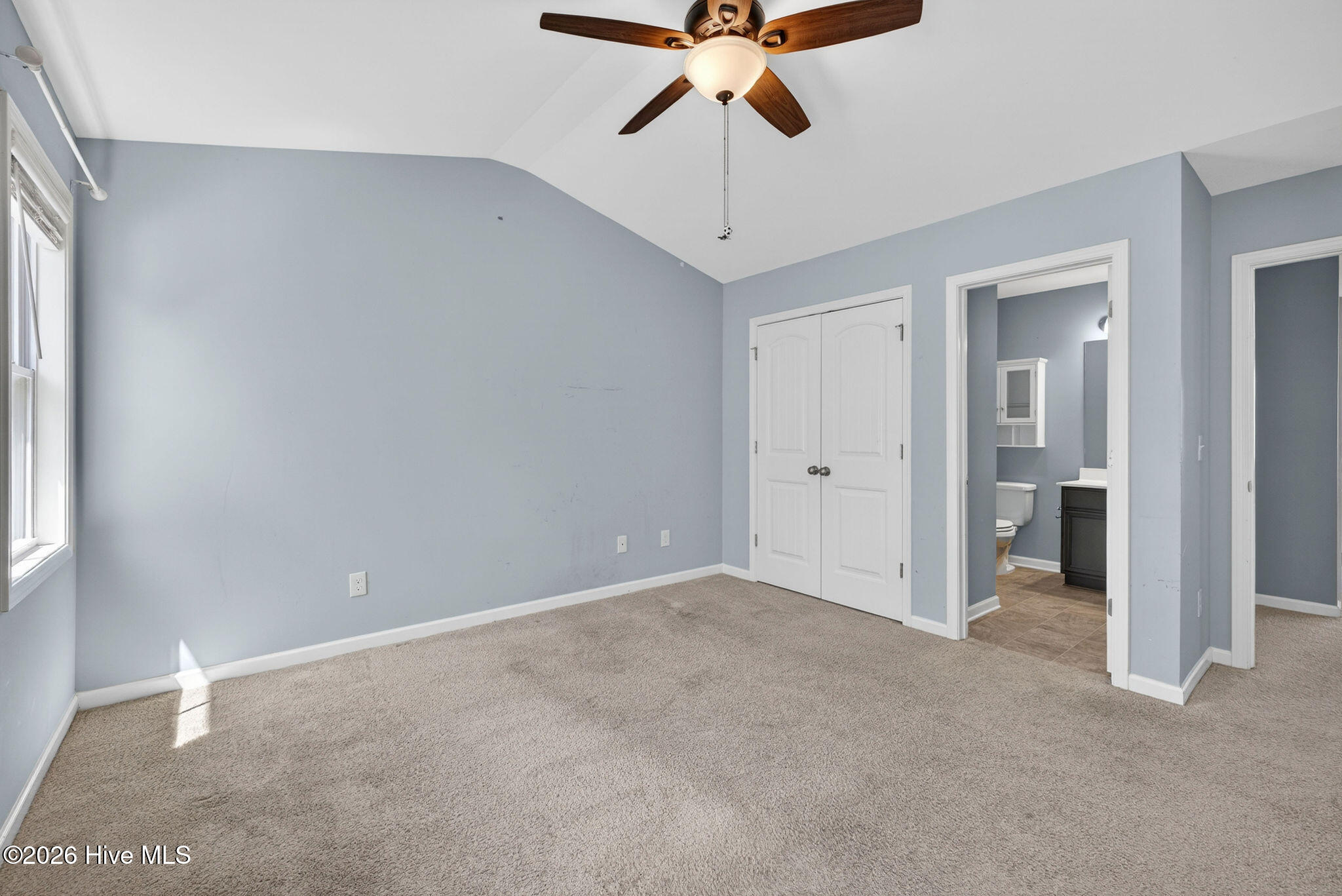 52 Violetear Ridge