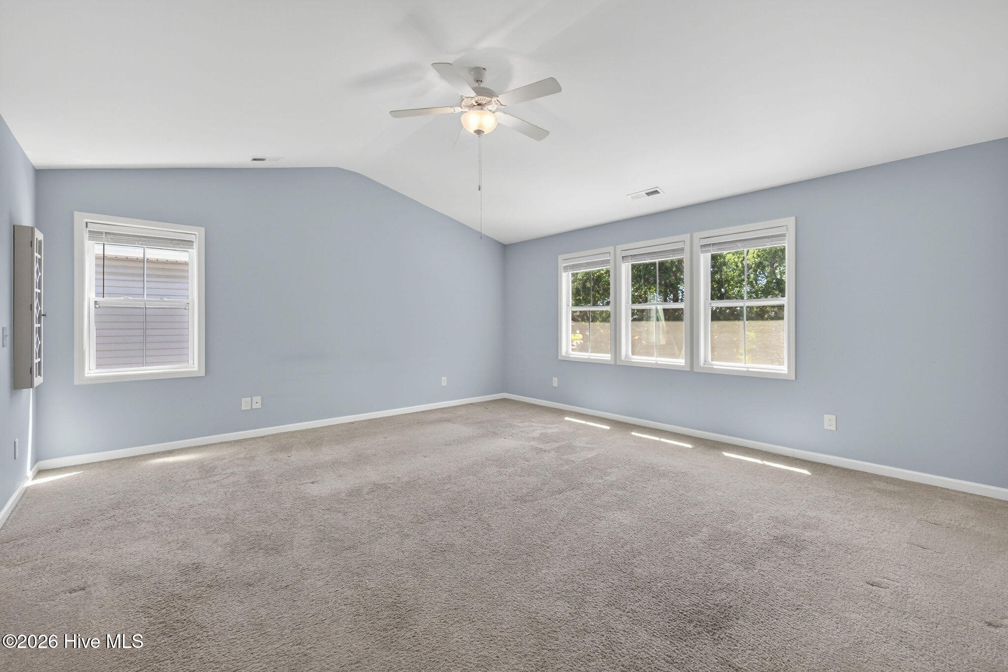 52 Violetear Ridge