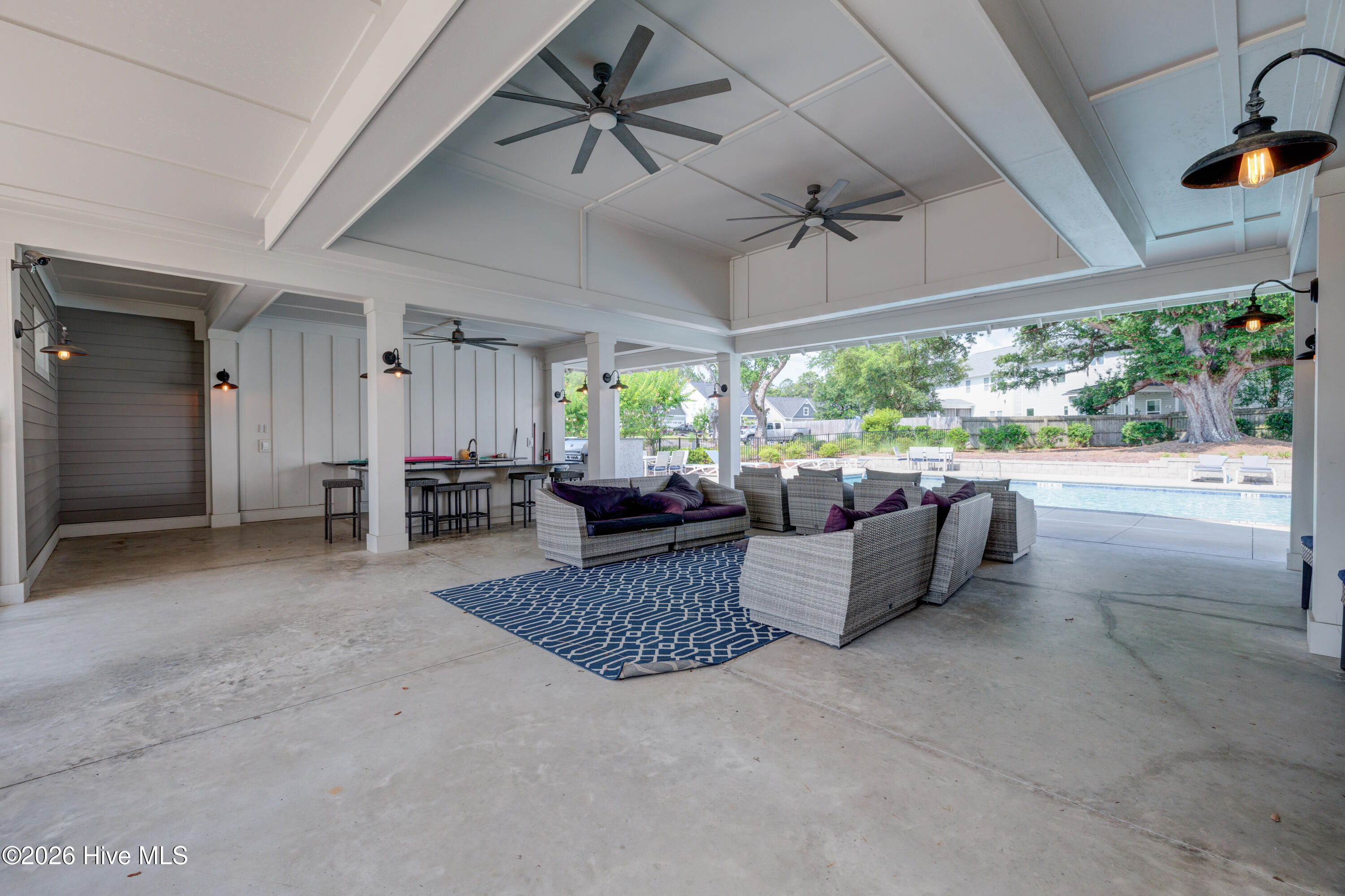 52 Violetear Ridge