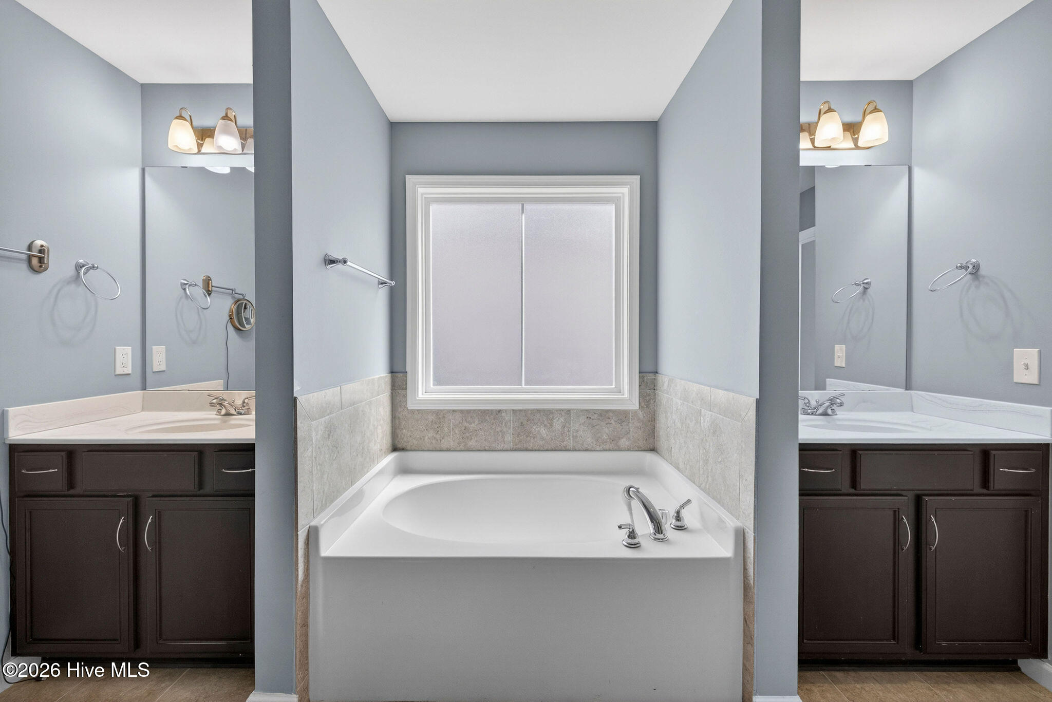 52 Violetear Ridge