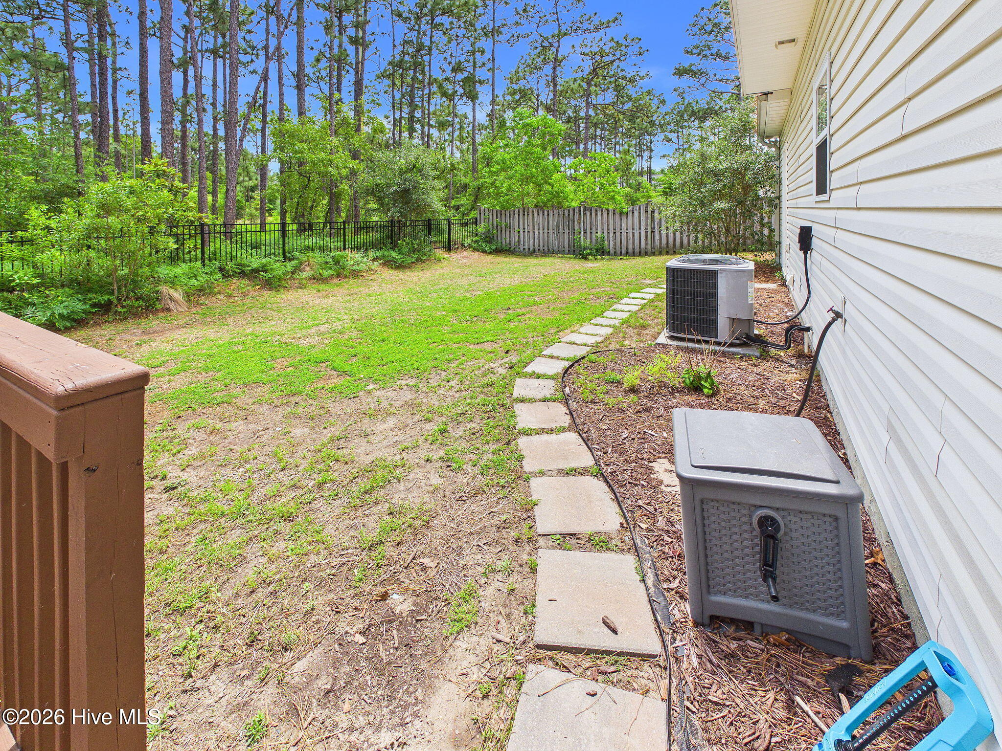 1124 Shelby Court