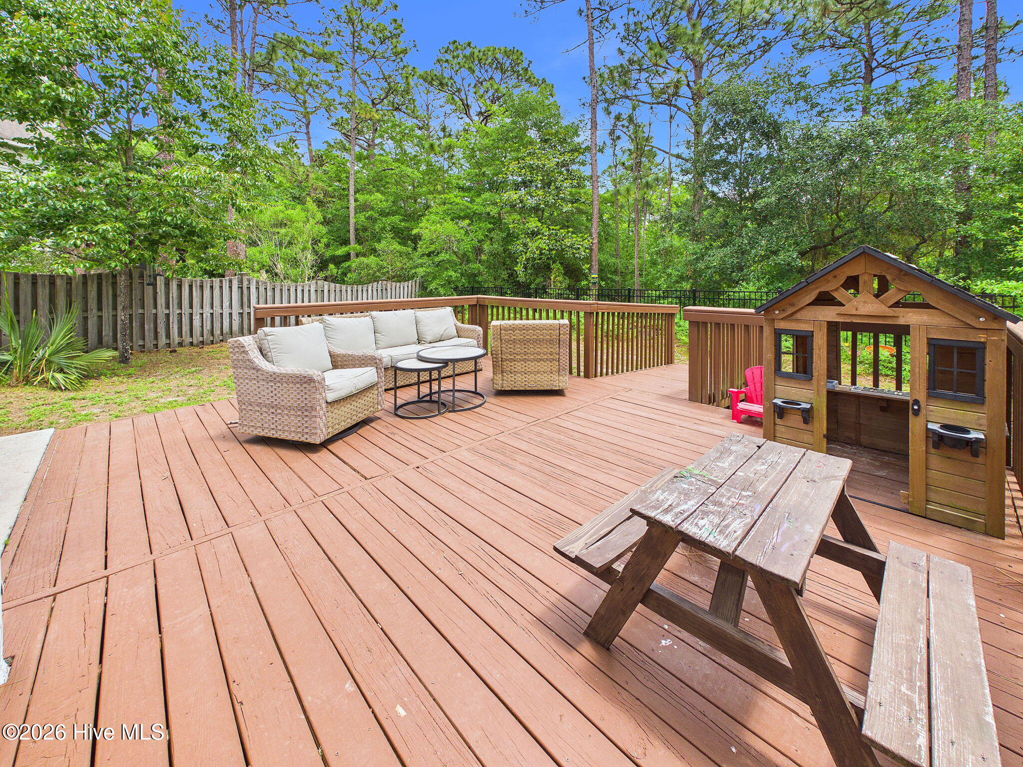 1124 Shelby Court