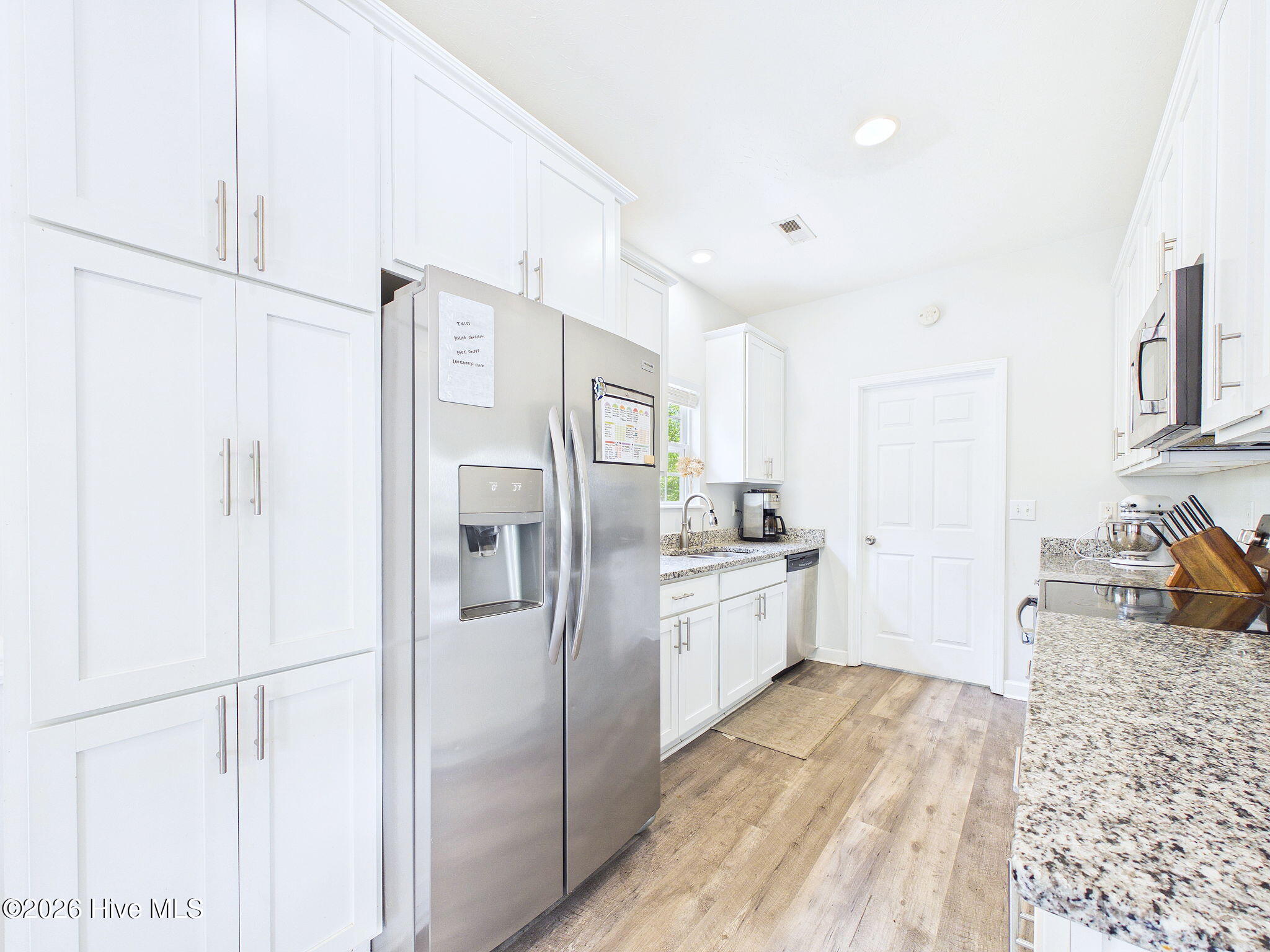 1124 Shelby Court
