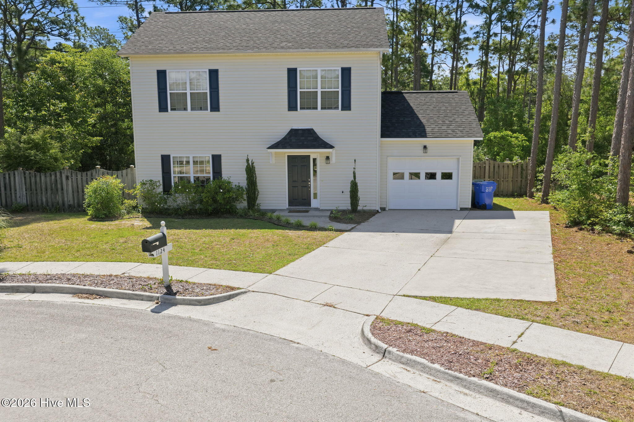 1124 Shelby Court
