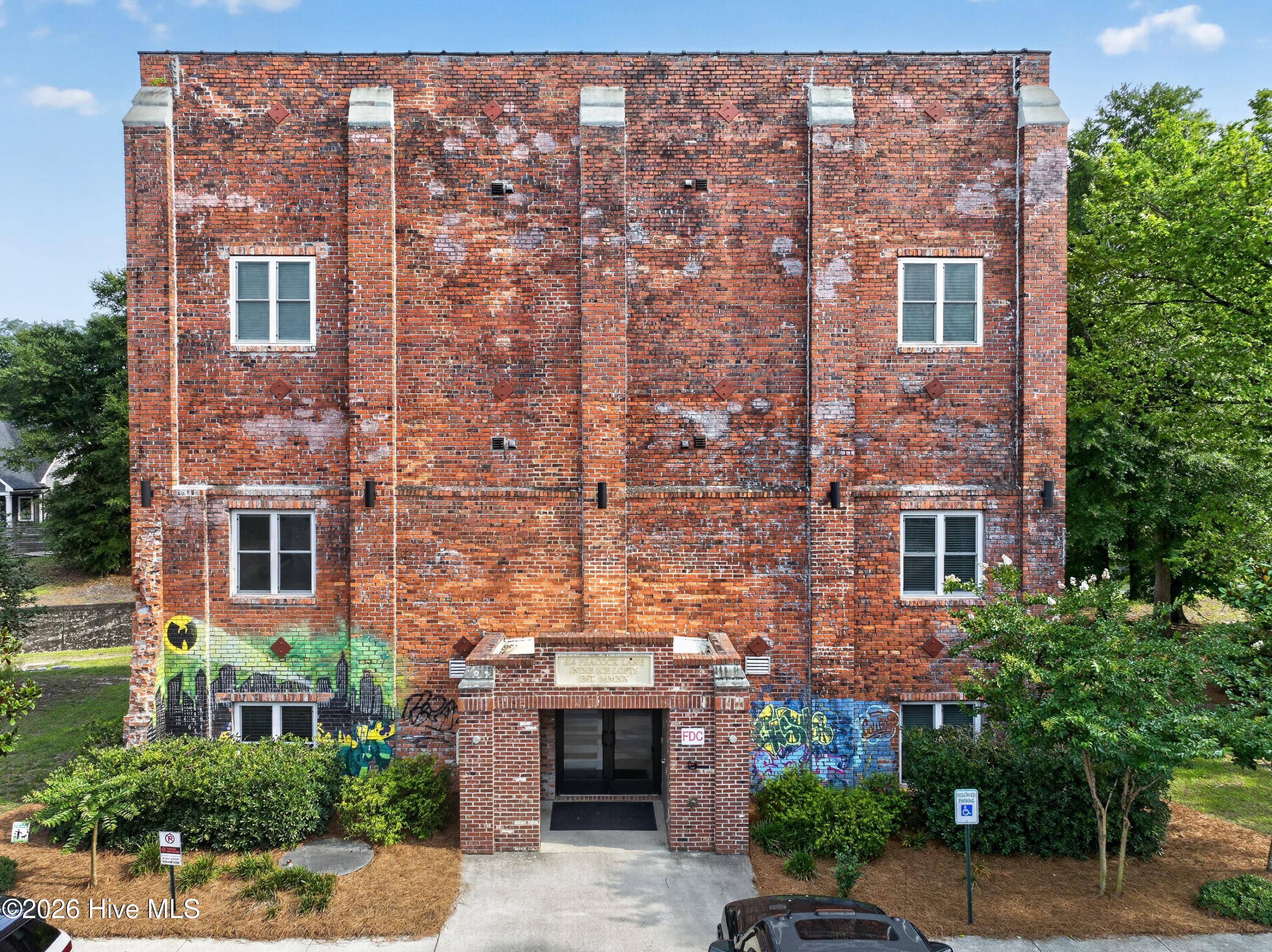 614 Peacock Lane Apt 1