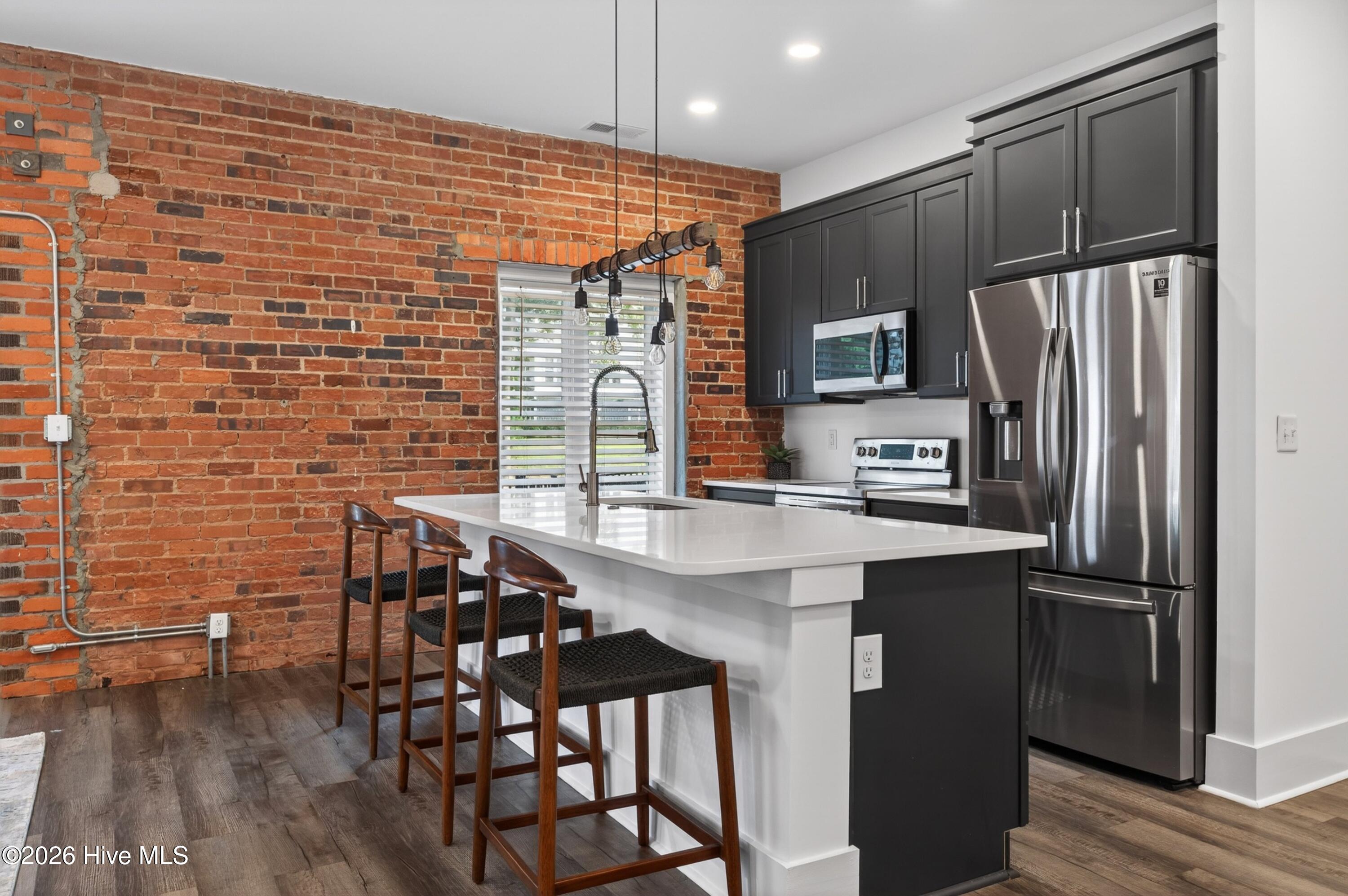 614 Peacock Lane Apt 1