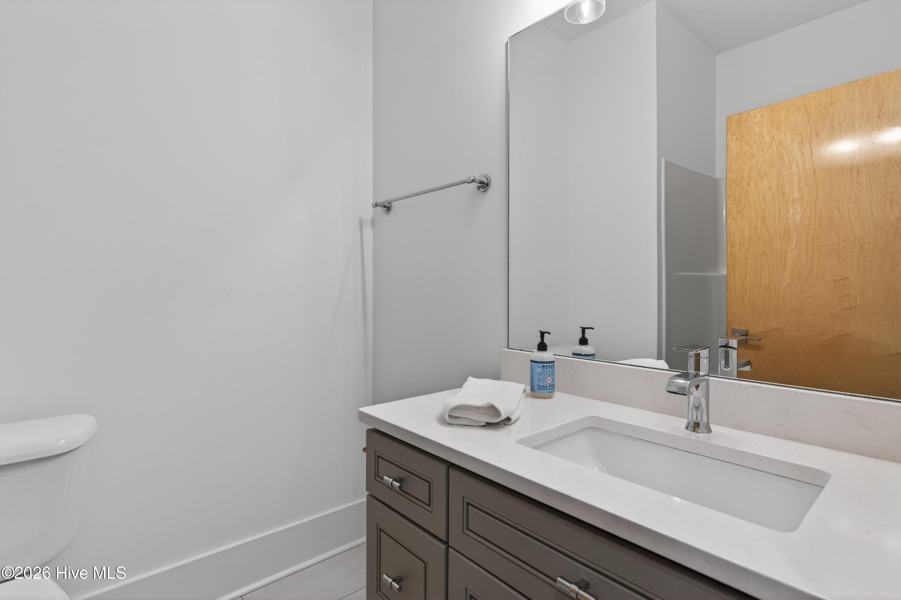 614 Peacock Lane Apt 1