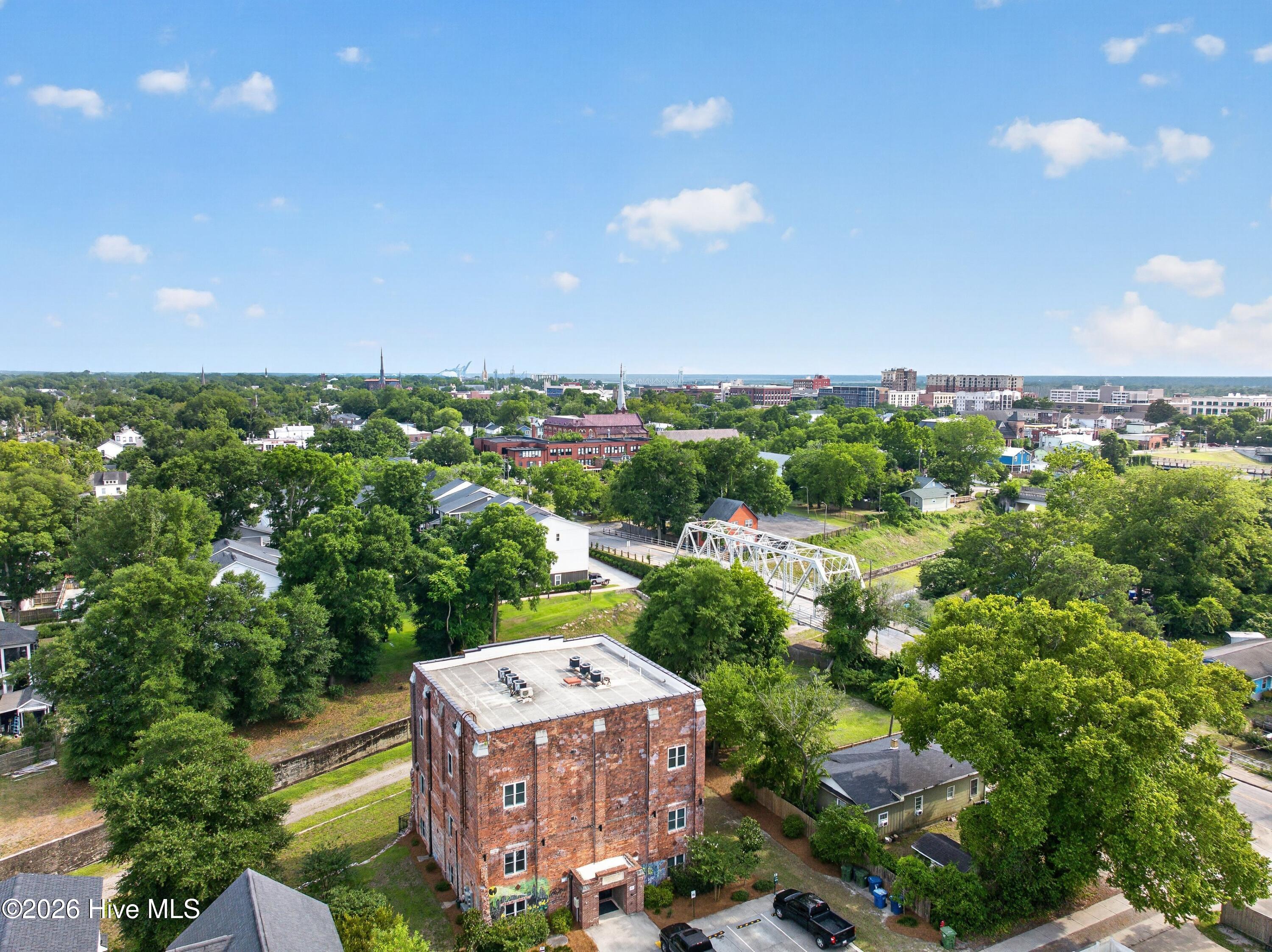 614 Peacock Lane Apt 1