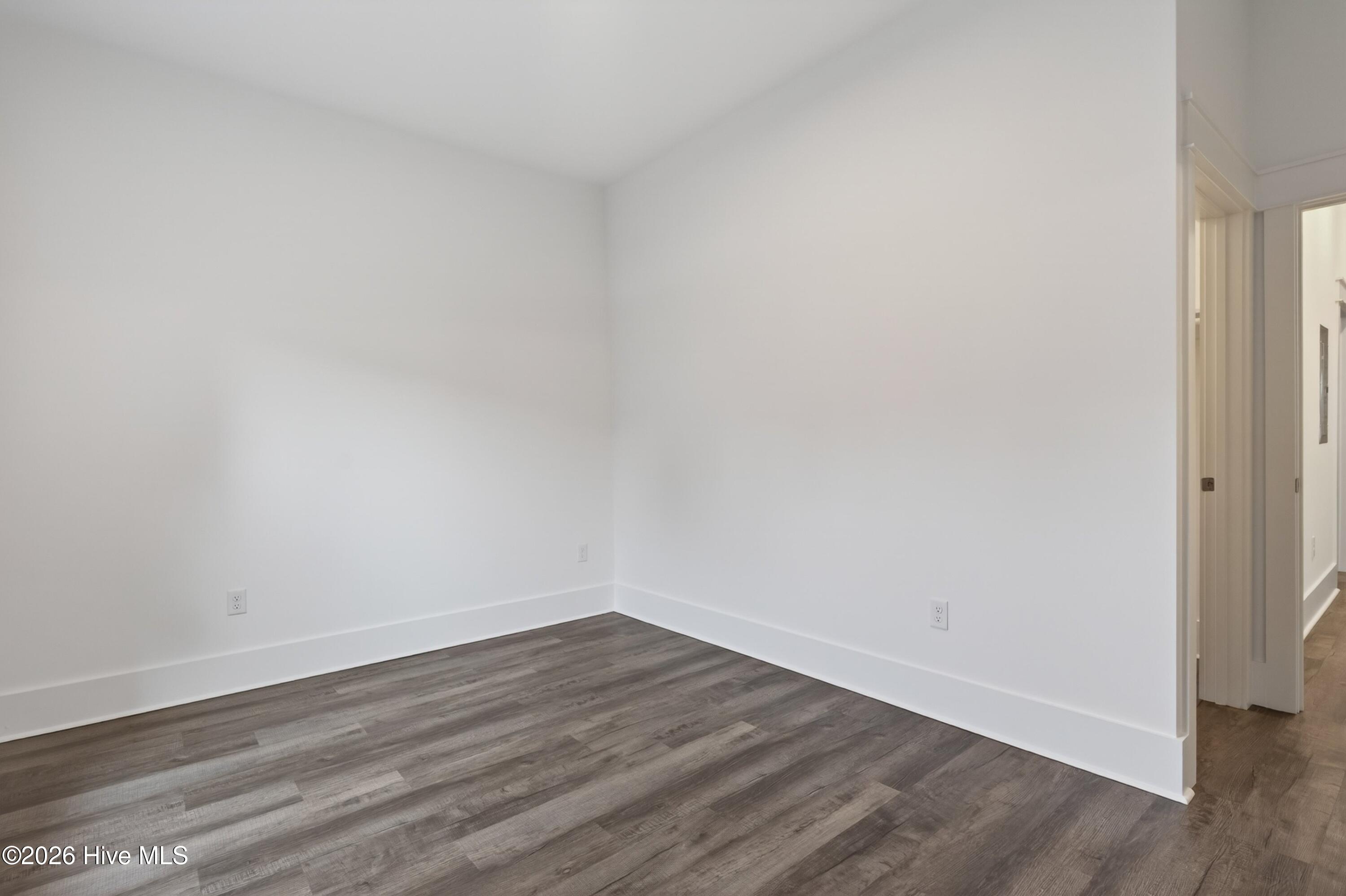 614 Peacock Lane Apt 1