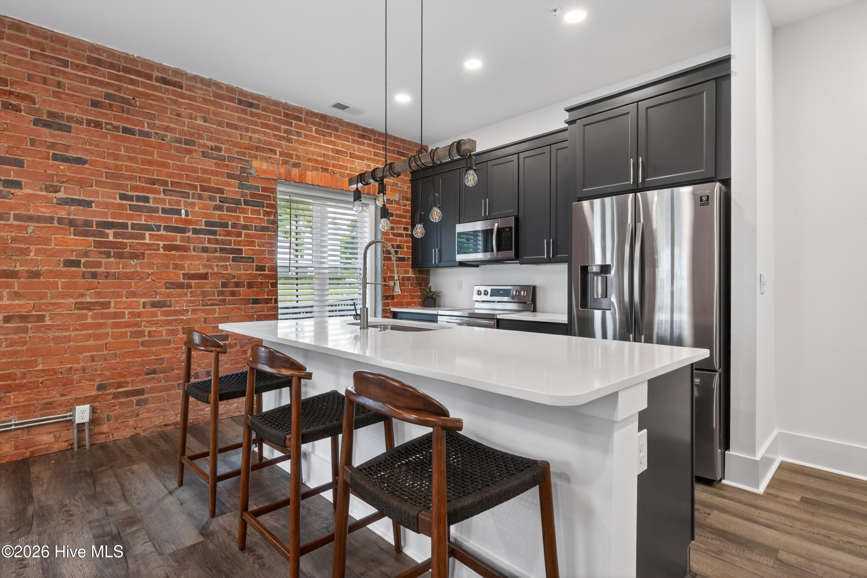 614 Peacock Lane Apt 1