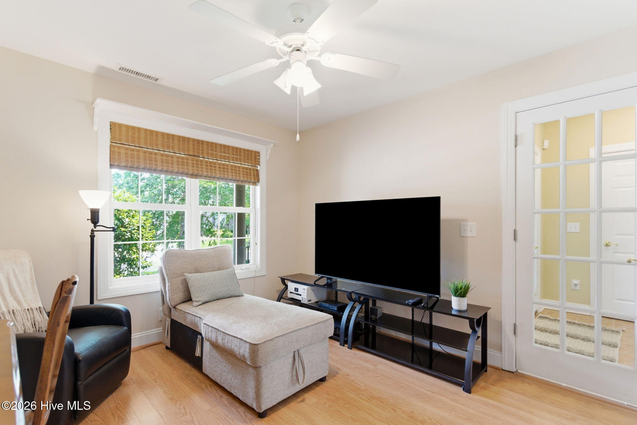 6122 Northshore Drive