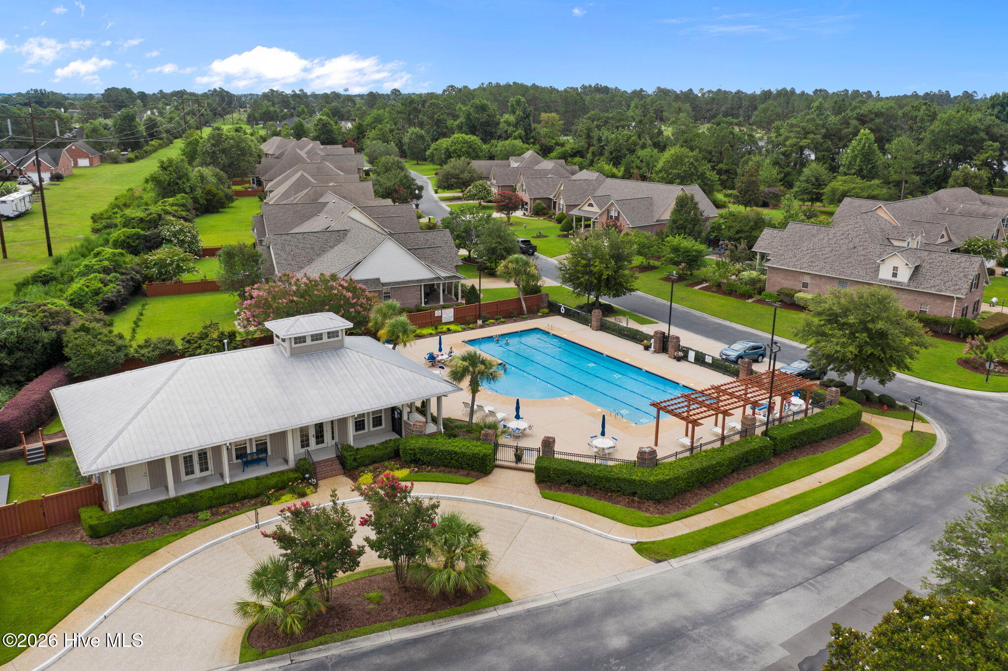 6122 Northshore Drive