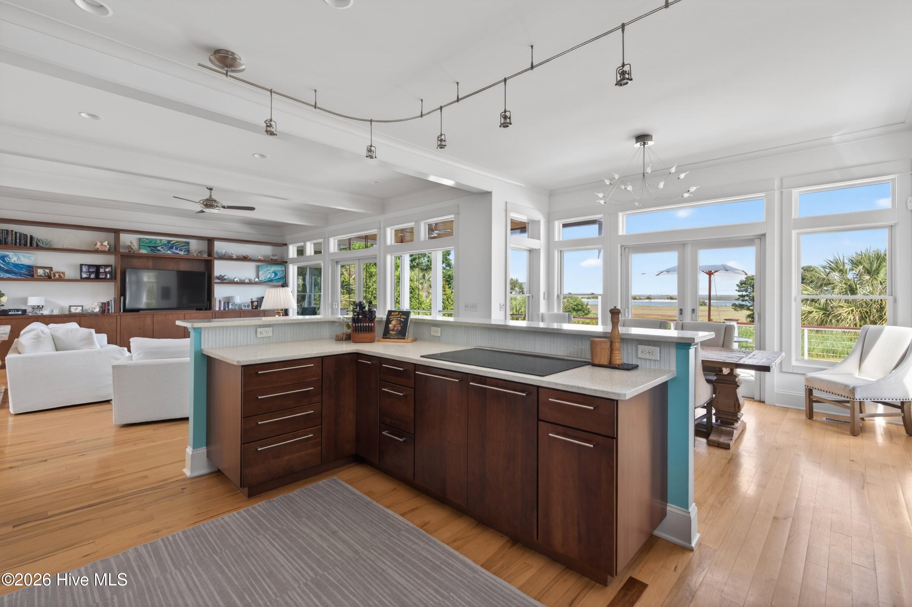 311 Cabbage Inlet Lane