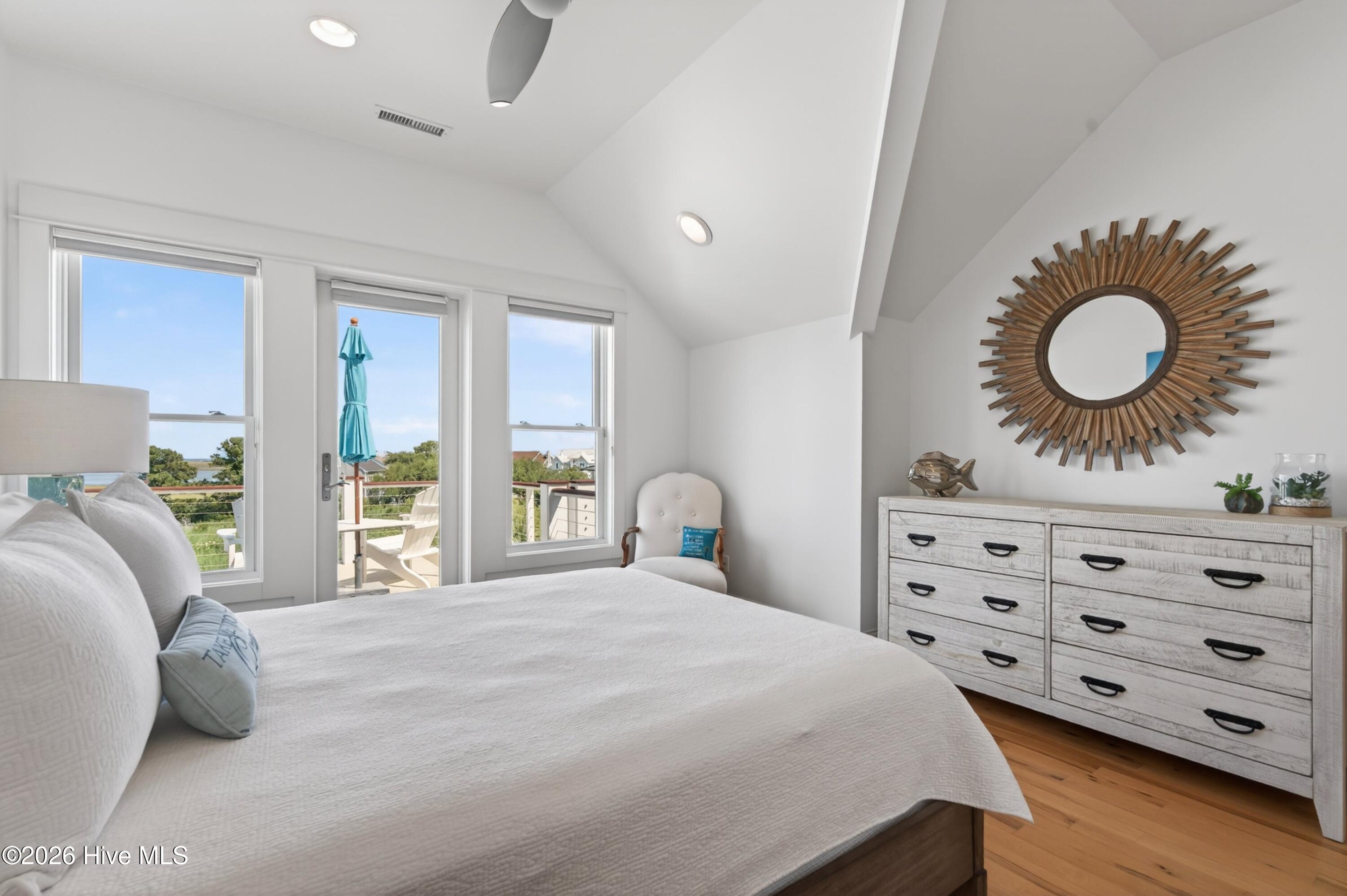 311 Cabbage Inlet Lane