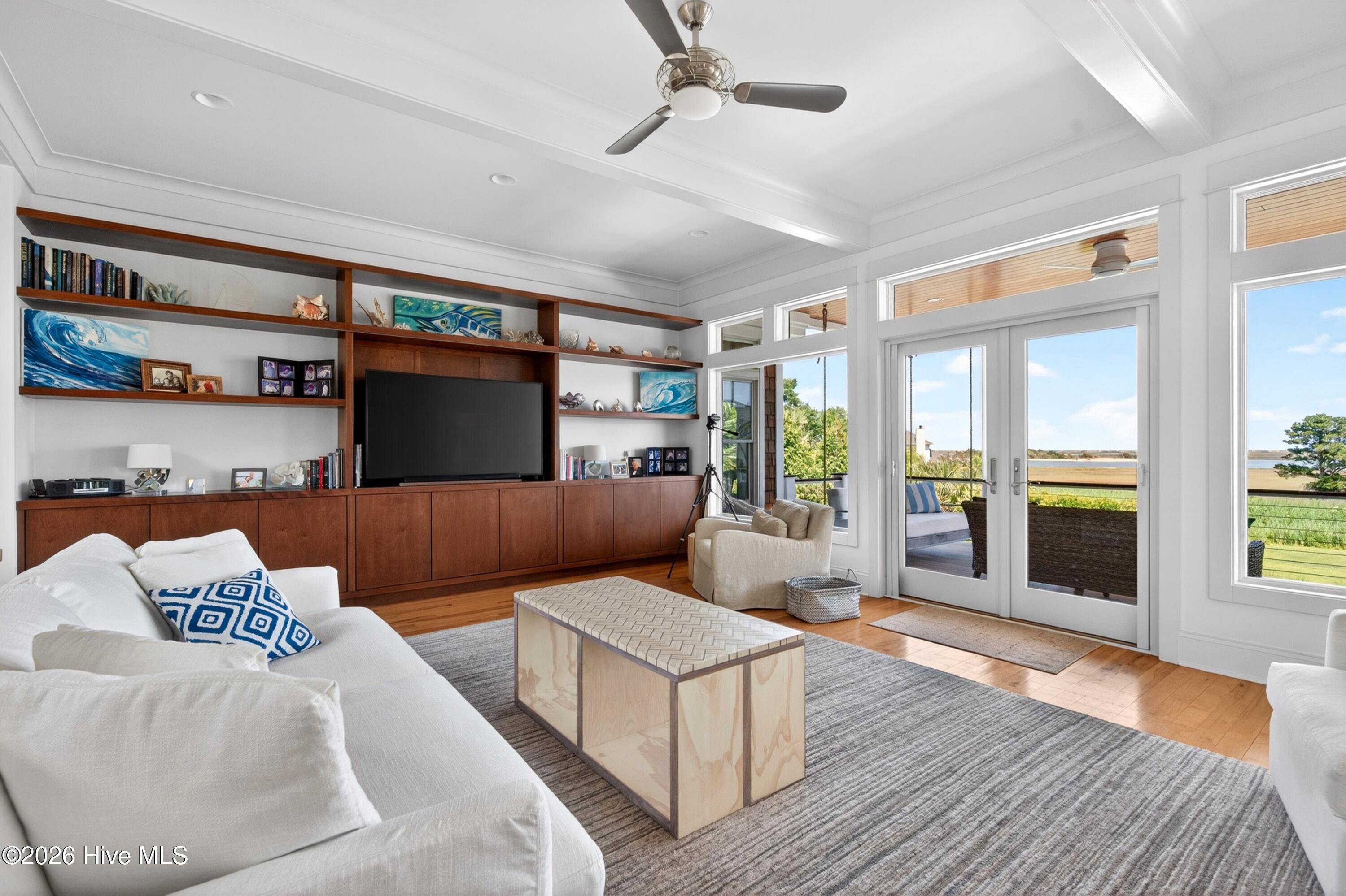 311 Cabbage Inlet Lane