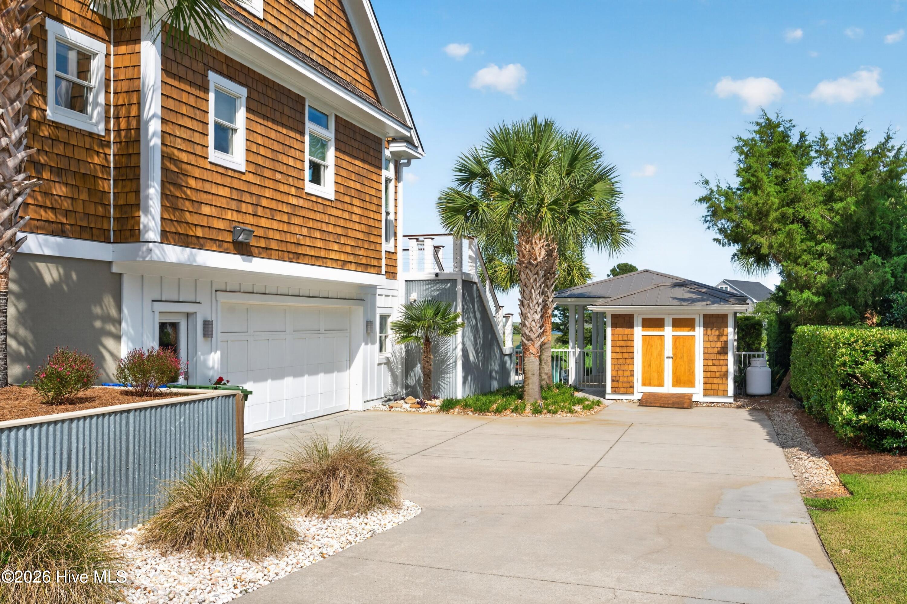 311 Cabbage Inlet Lane