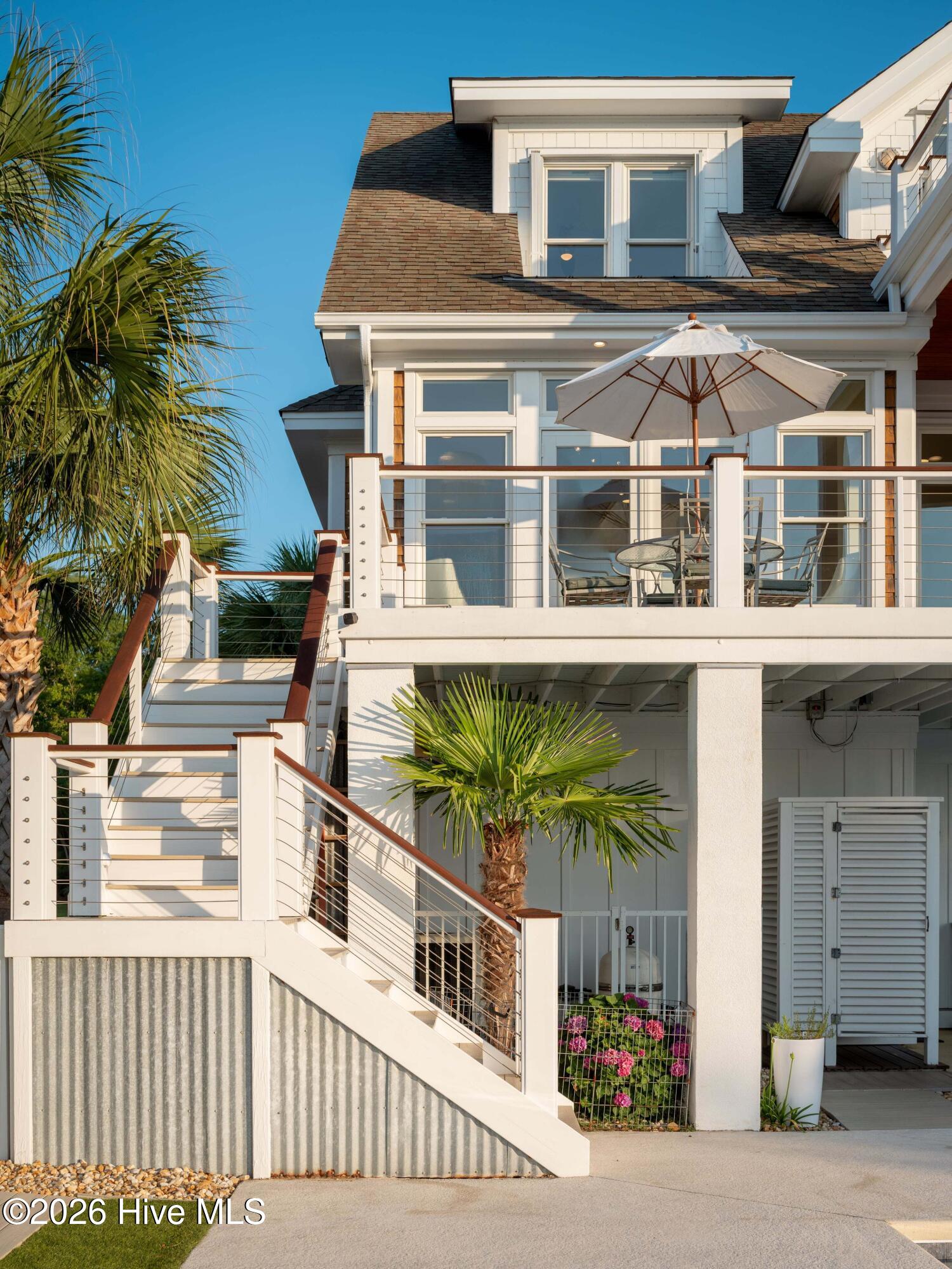 311 Cabbage Inlet Lane