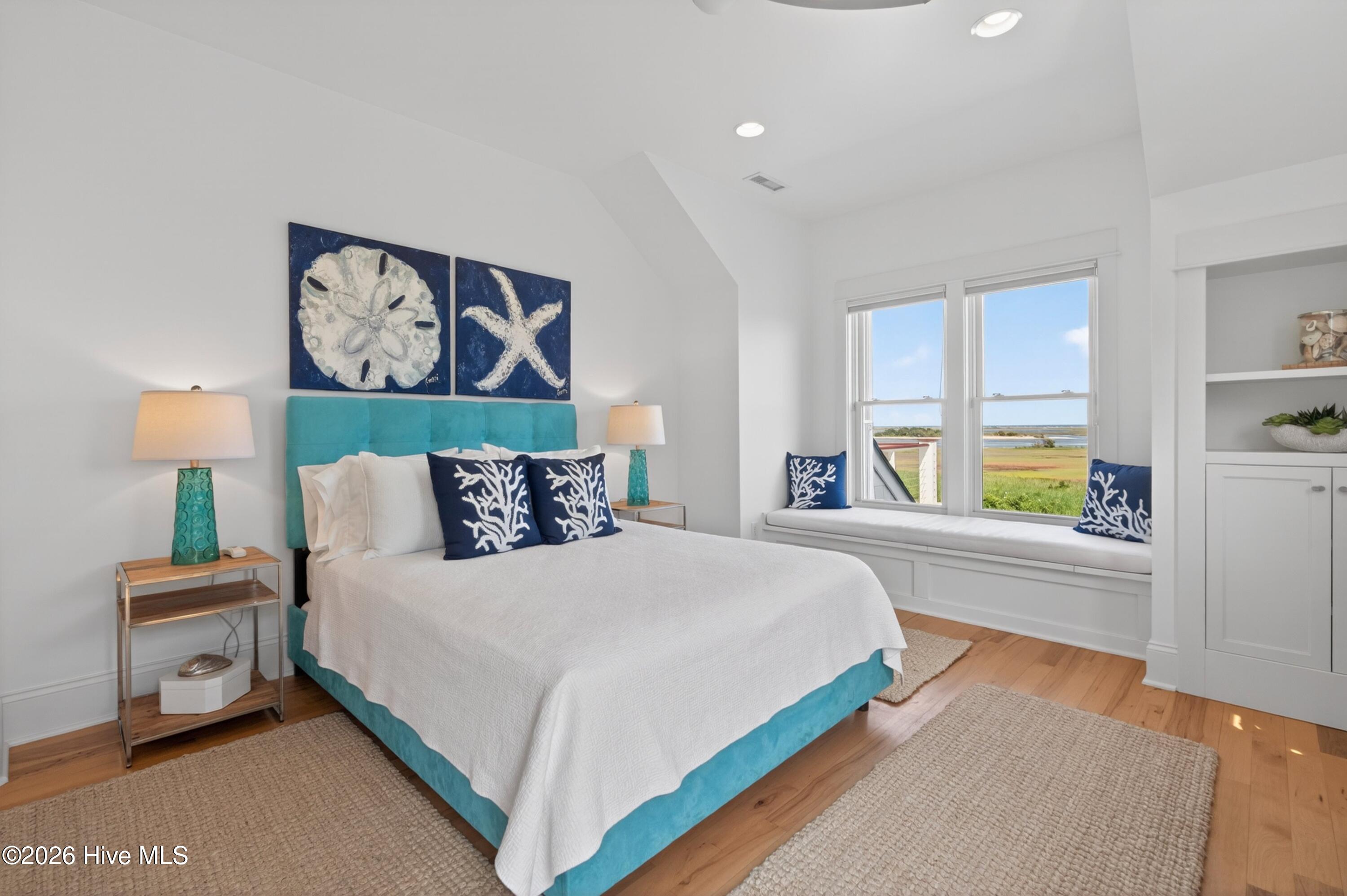311 Cabbage Inlet Lane